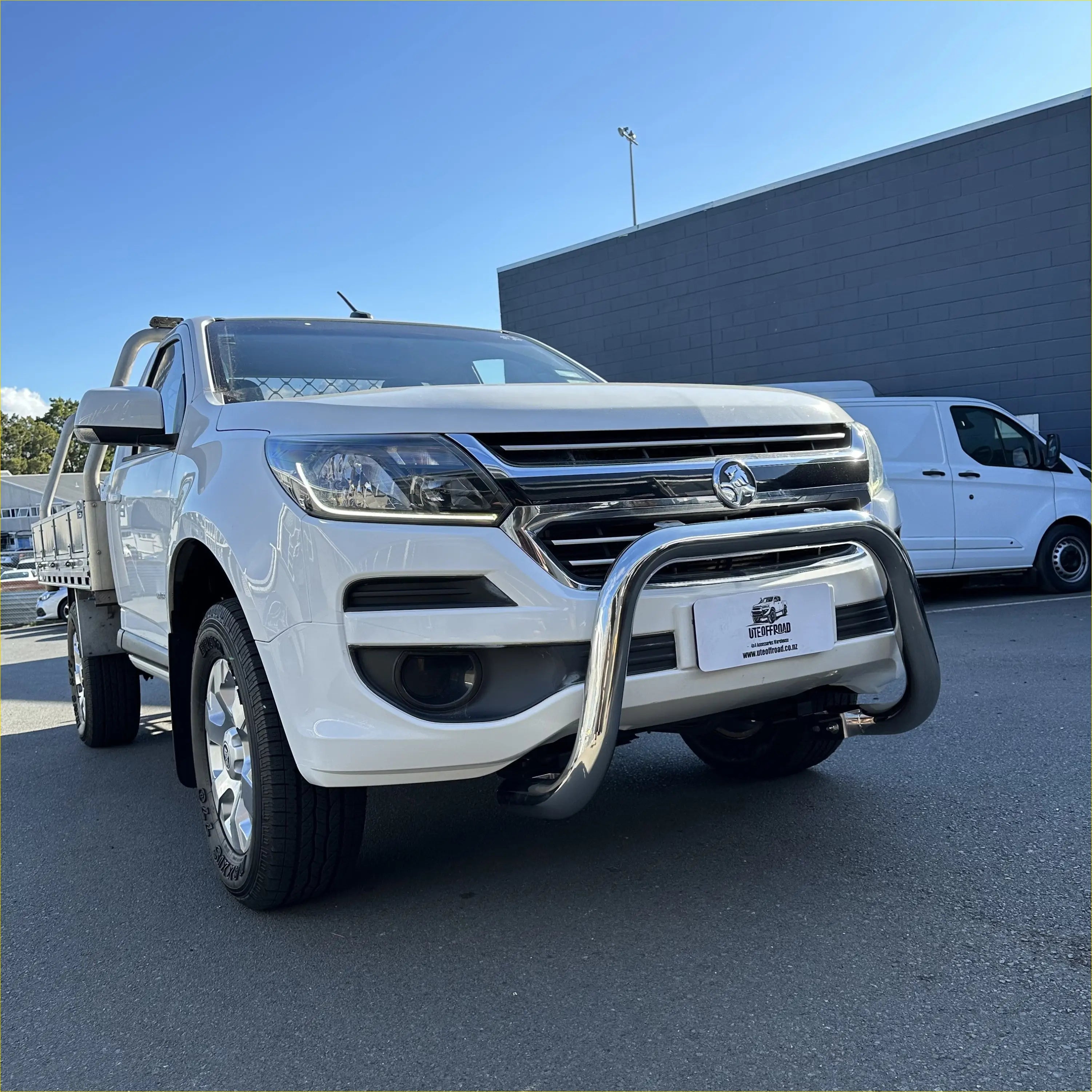 304 Stainless Steel Nudge Bar Holden Colorado 2012-2020 (Compatible
