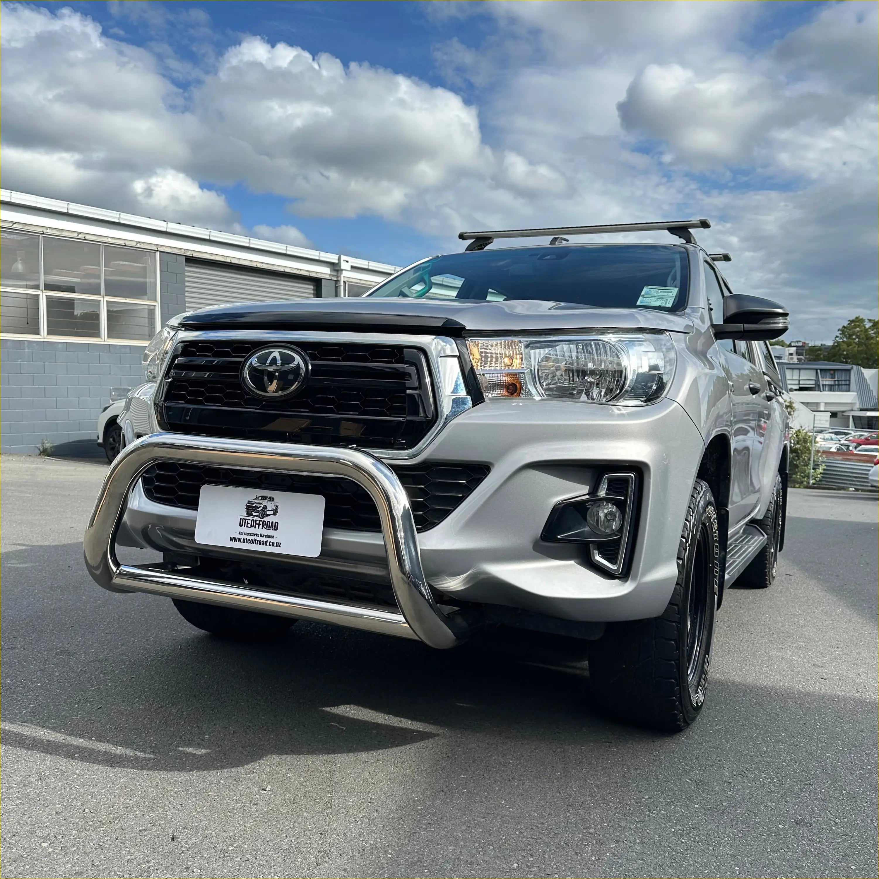 304 Stainless Steel Nudge Bar Toyota Hilux 2018-2020 Medium Size