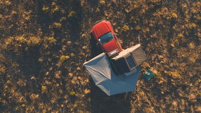 Wall set for 2.5m 270 Bat-Wing Awning