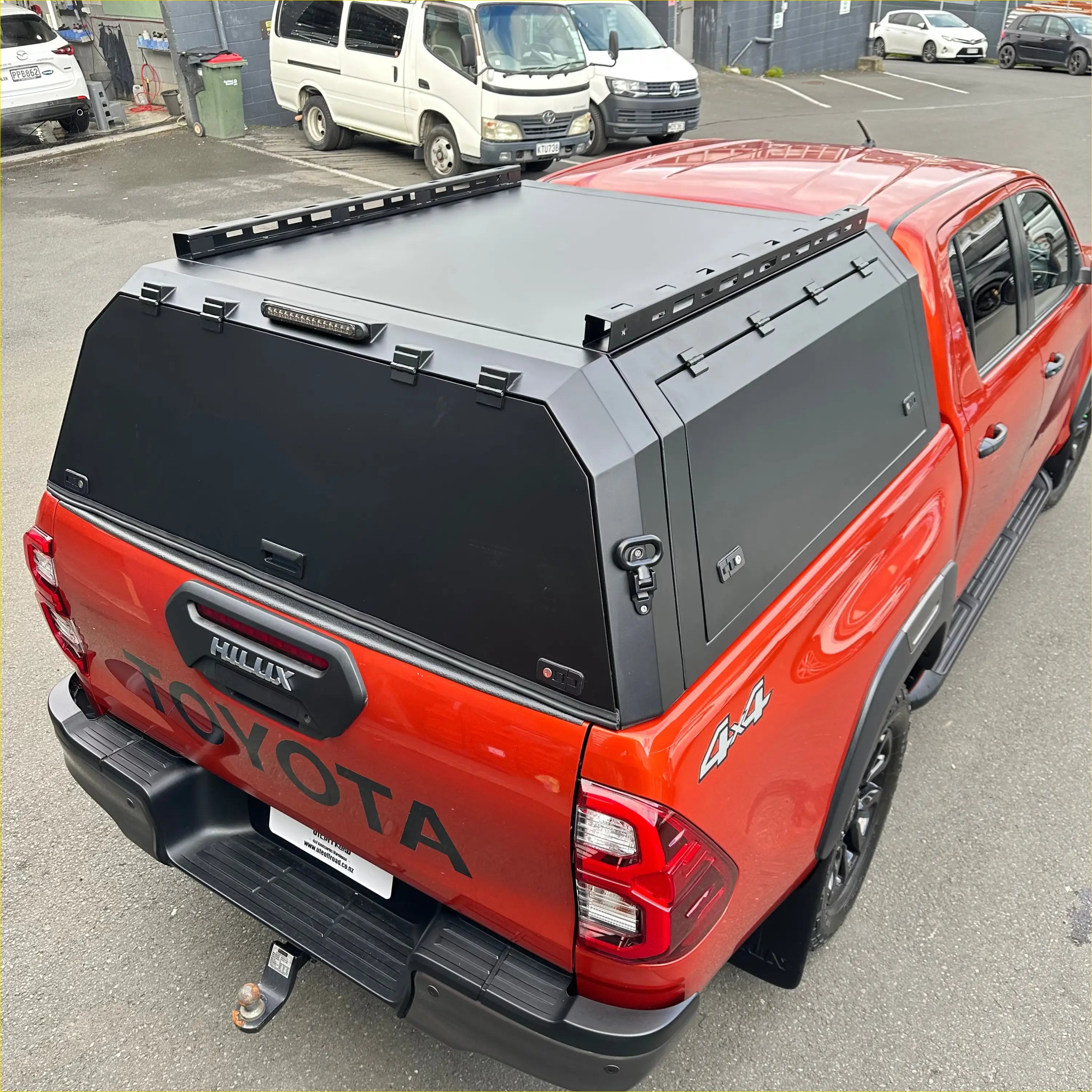 Aluminium Canopy Carpot Cover for Toyota Hilux 2015-2025 SR5/SR5
