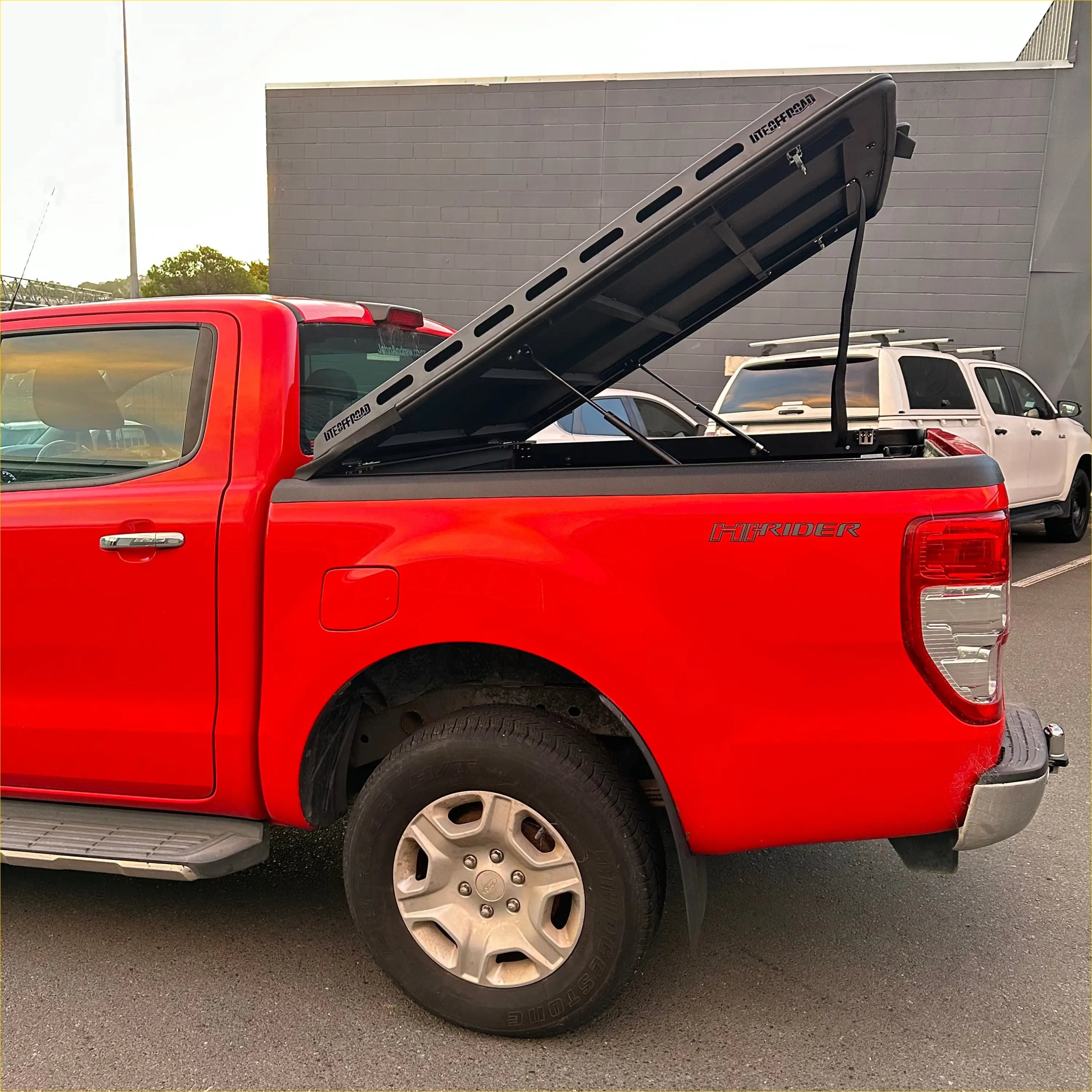 Aluminium Hard Lid for Ford Ranger PX1/PX2/PX3 2012-2021 Double Cab