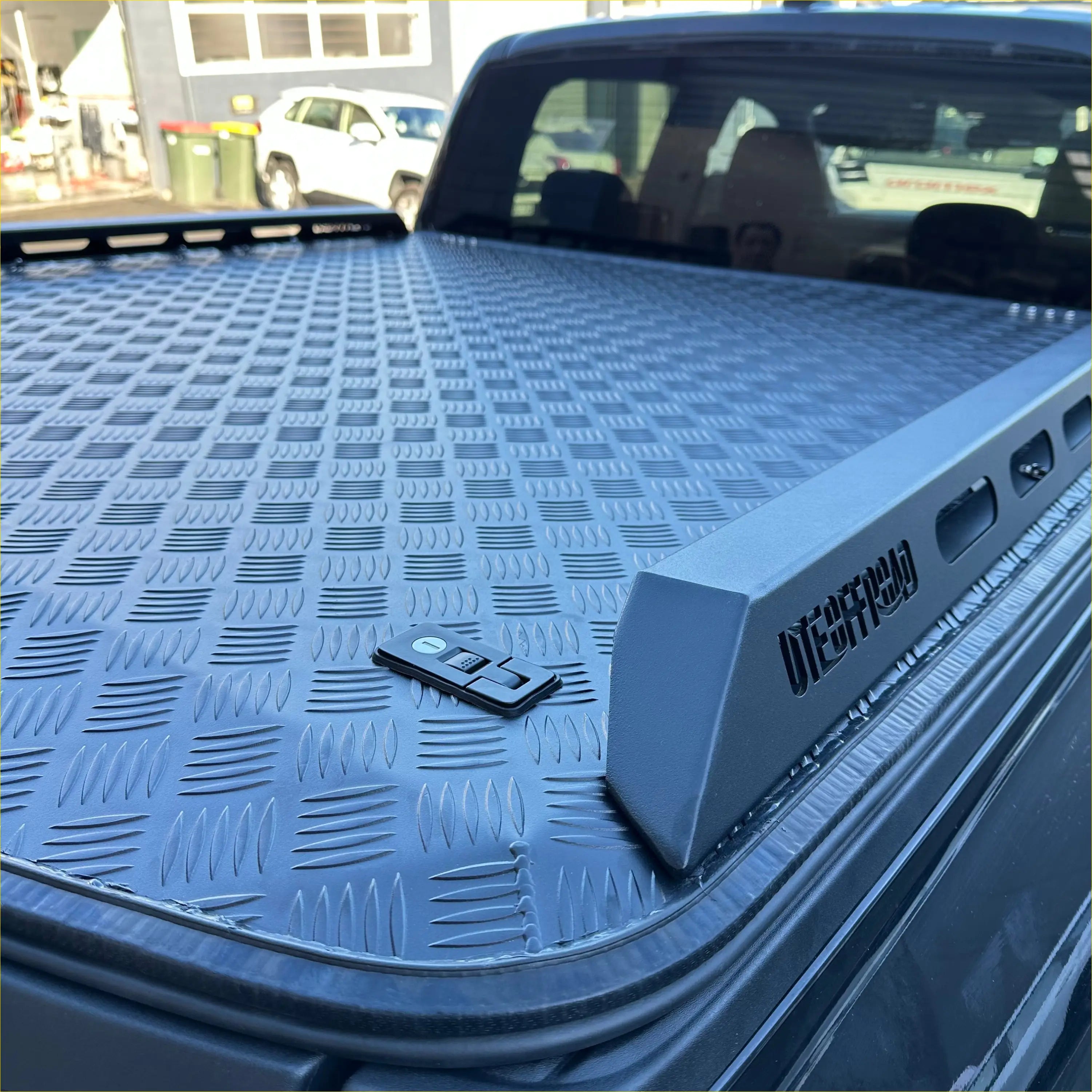 Aluminium Heavy-Duty Hard Lid for Toyota Hilux 2015-2020/2021+