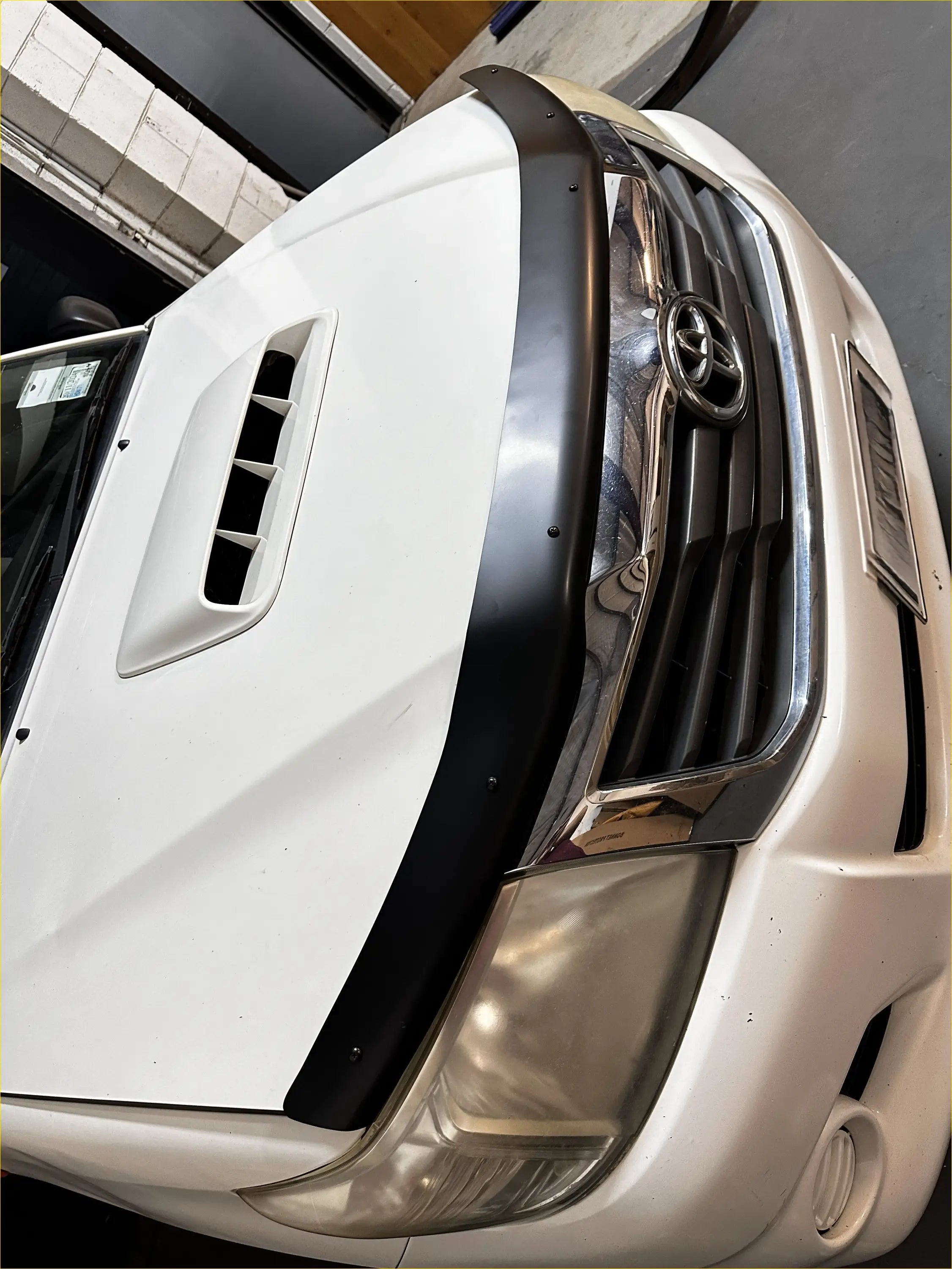 Bonnet Guard Matte Black and Monsoon Toyota Hilux 2012-2015 - Door Visor &