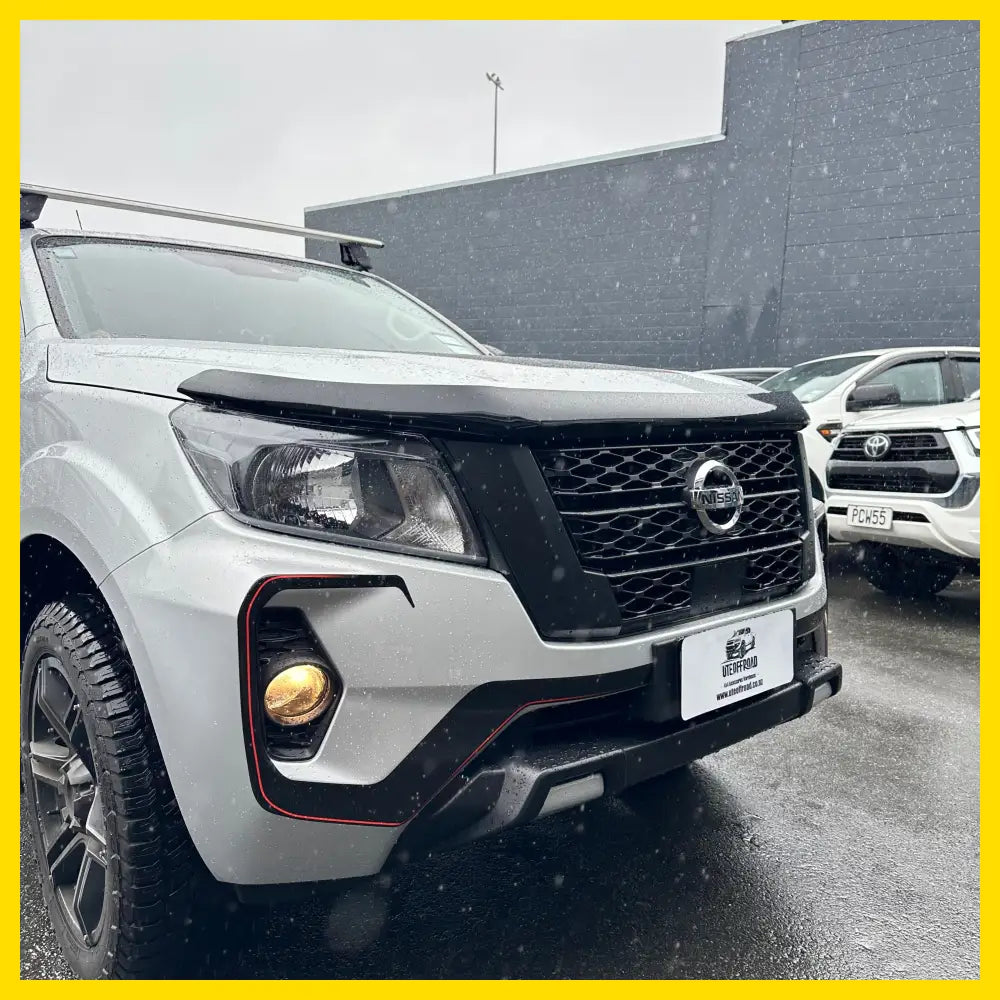 Bonnet Guard Protector Stone Nissan Navara 2021-2025