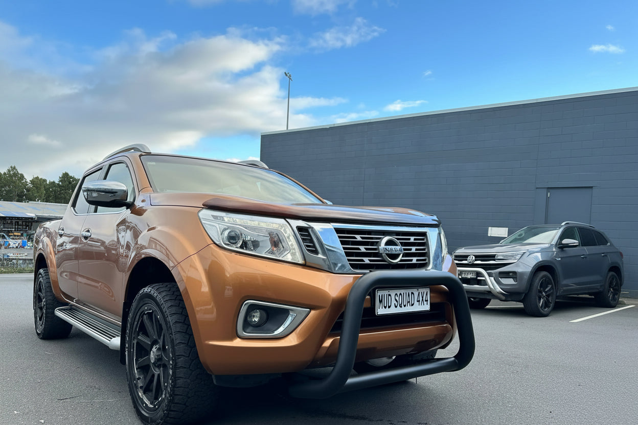 Bonnet Guard Protector Stone Nissan Navara NP300 2015-2020 OEM
