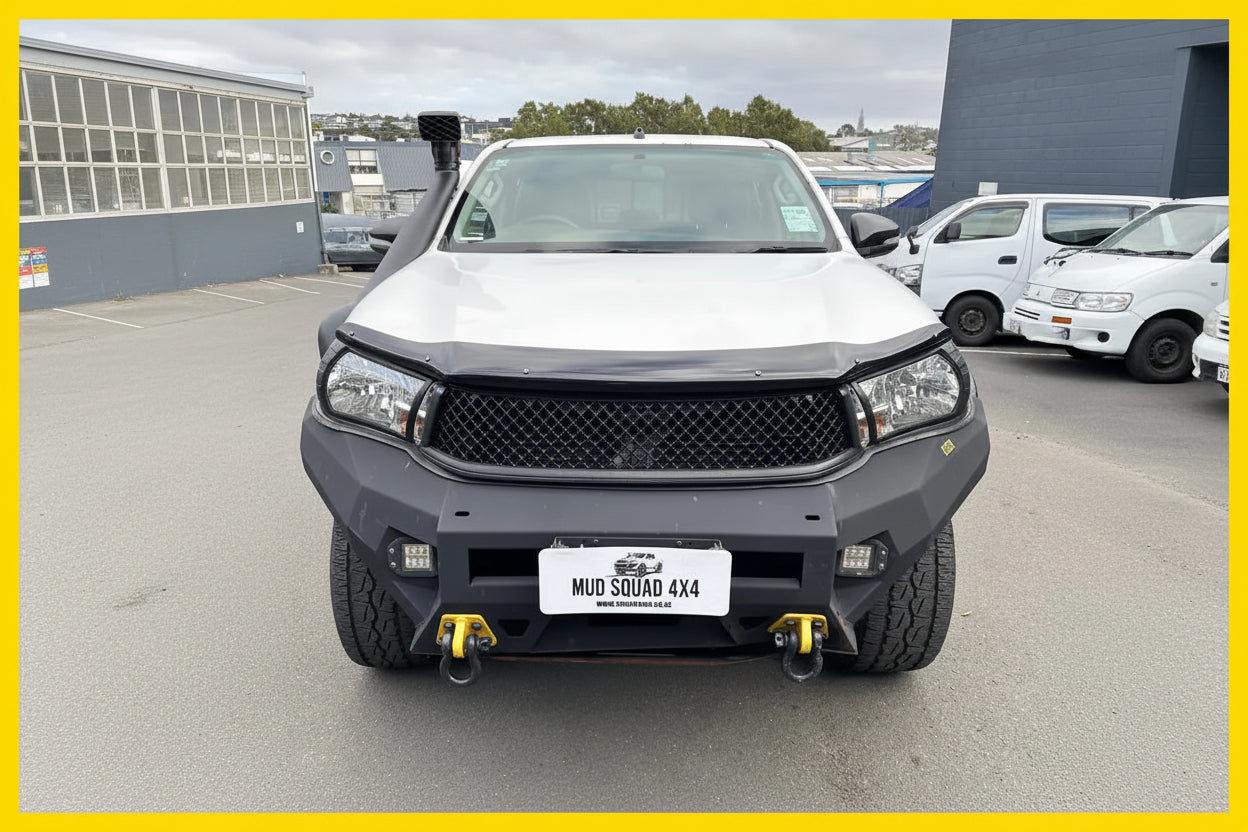 Bonnet Guard Protector Stone Toyota Hilux 2015-2020