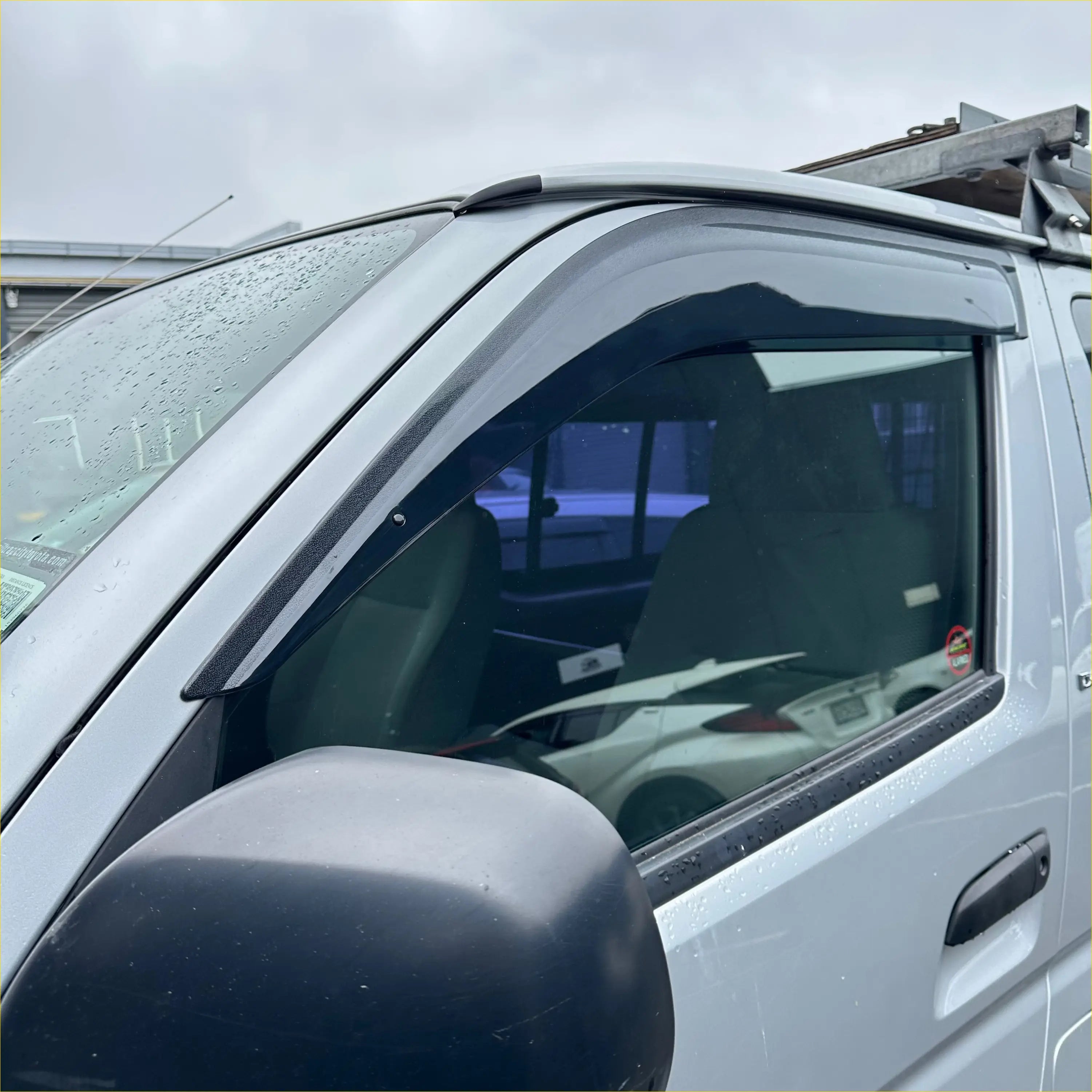 DOOR VISORS Aftermarket Style/ MONSOONS Weather Shields Toyota Hiace - Monsoons