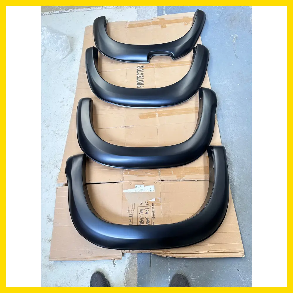 Fender Flare Mitsubishi Triton 2019-2023 Smooth Style Matte Black