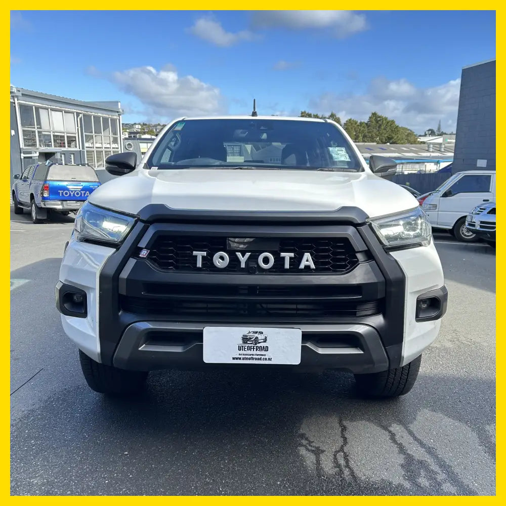 Grille for Toyota Hilux 2021-2024 SR5 Cruiser