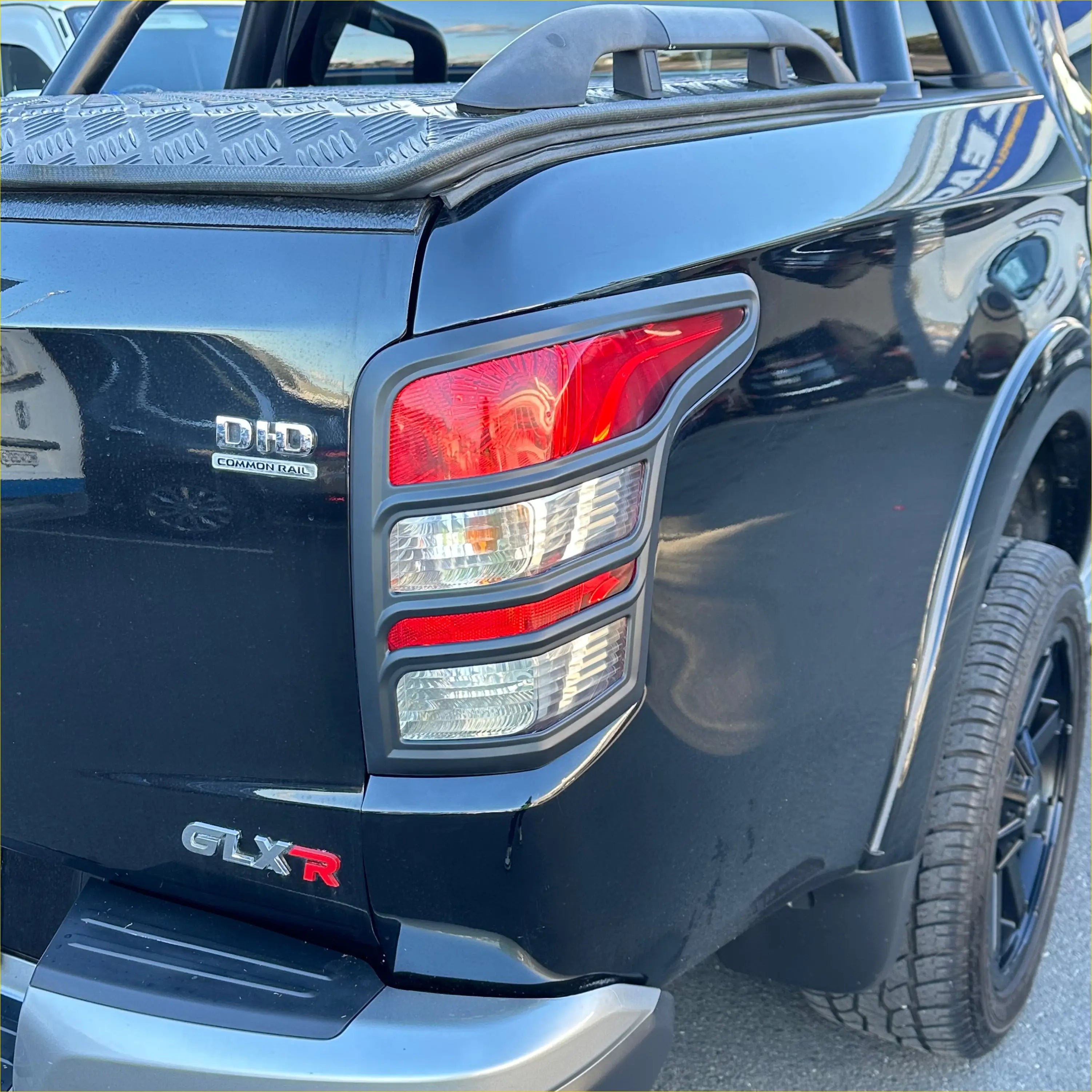 Headlight Covers and Taillight Mitsubishi Triton 2015-2018 - Plastic Trim