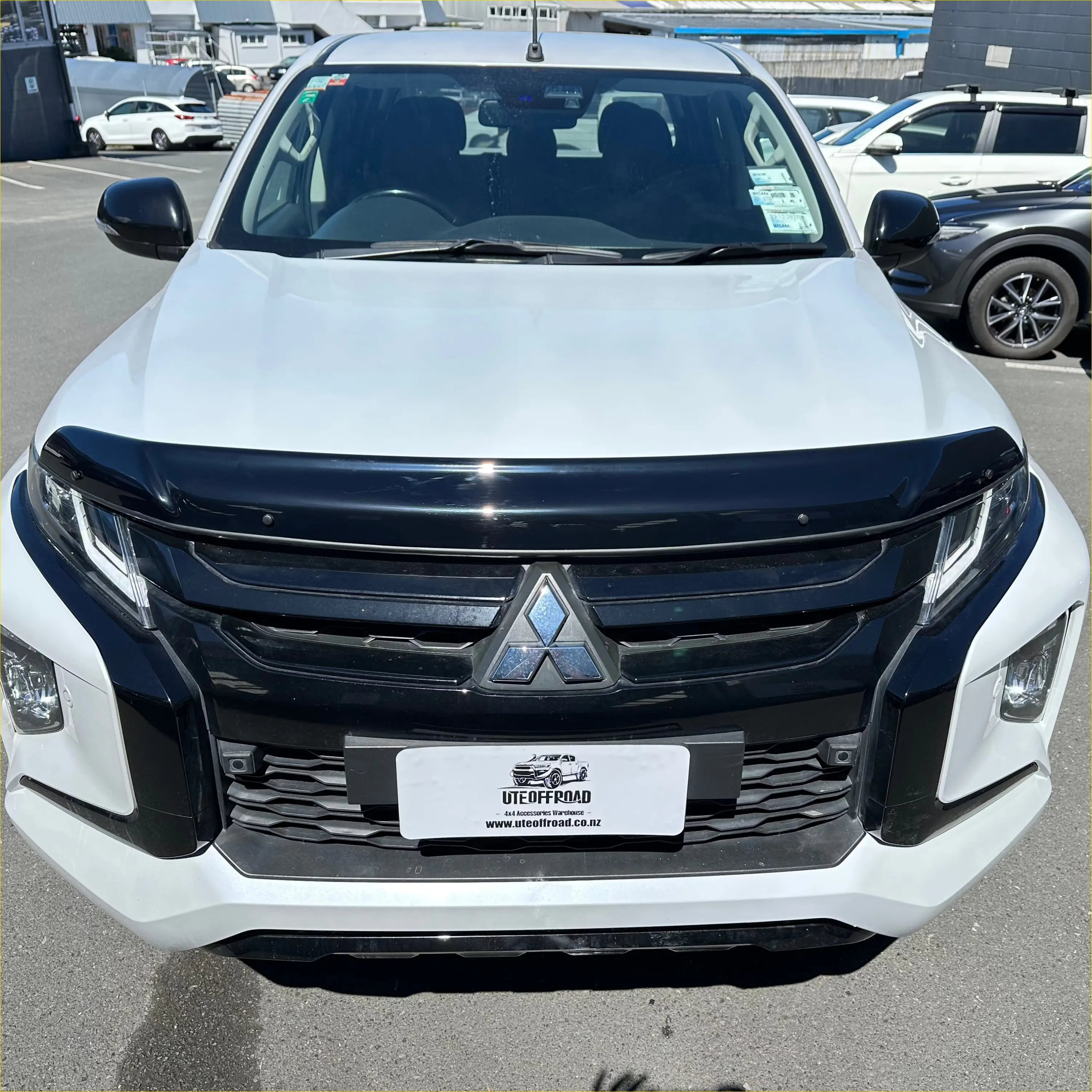 Monsoon and Bonnet Guard Aftermarket Style Mitsubishi Triton 2019-2023 - Door Visor &