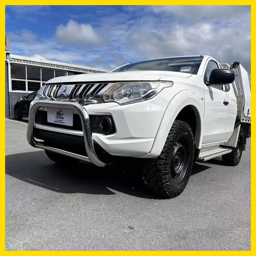 Nudge Bar Mitsubishi Triton/Pajero 2015-2018 Chrome