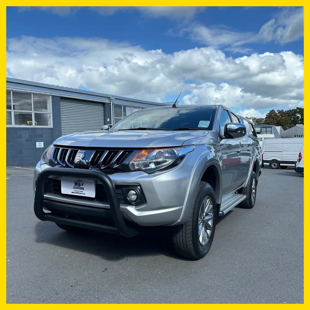 Nudge Bar Mitsubishi Triton/Pajero 2015-2018 Matte Black