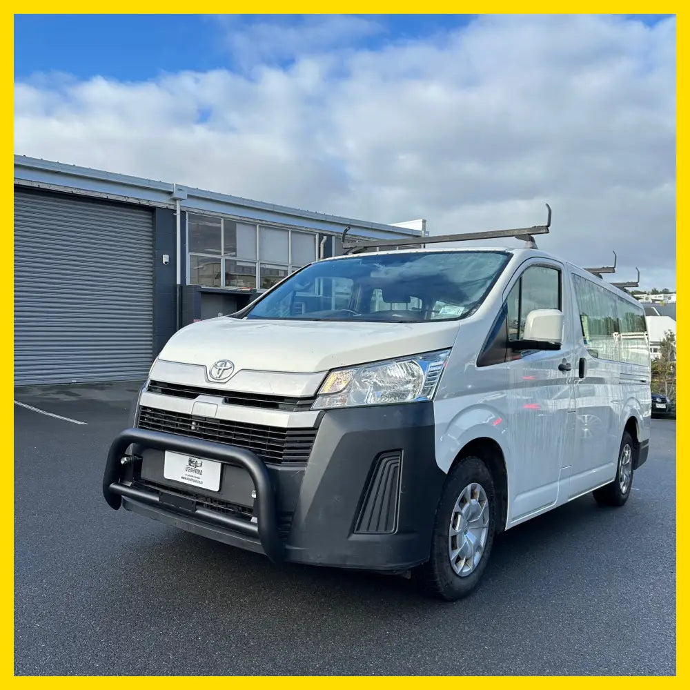 Nudge Bar Toyota Hiace 2019+ Matte Black