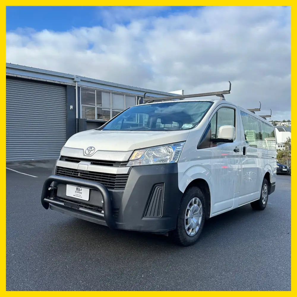 Nudge Bar Toyota Hiace 2019+ Matte Black