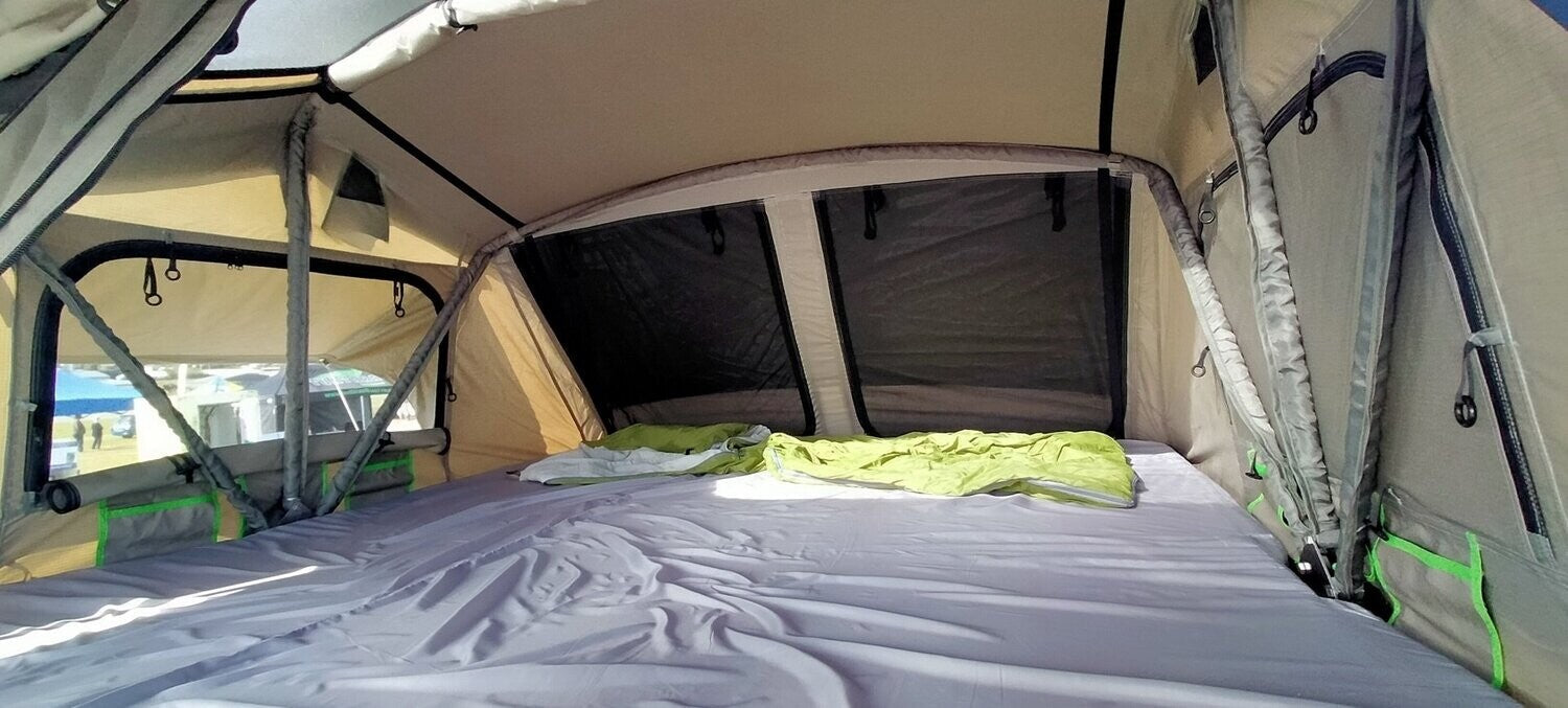 Roof Top Tent (Gen4) SRT01S-200 Two Ladders