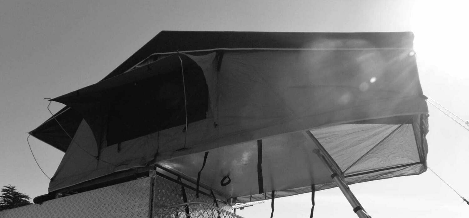 Roof Top Tent SRT01E-120 | Perfect Pitched Rooftop Tents