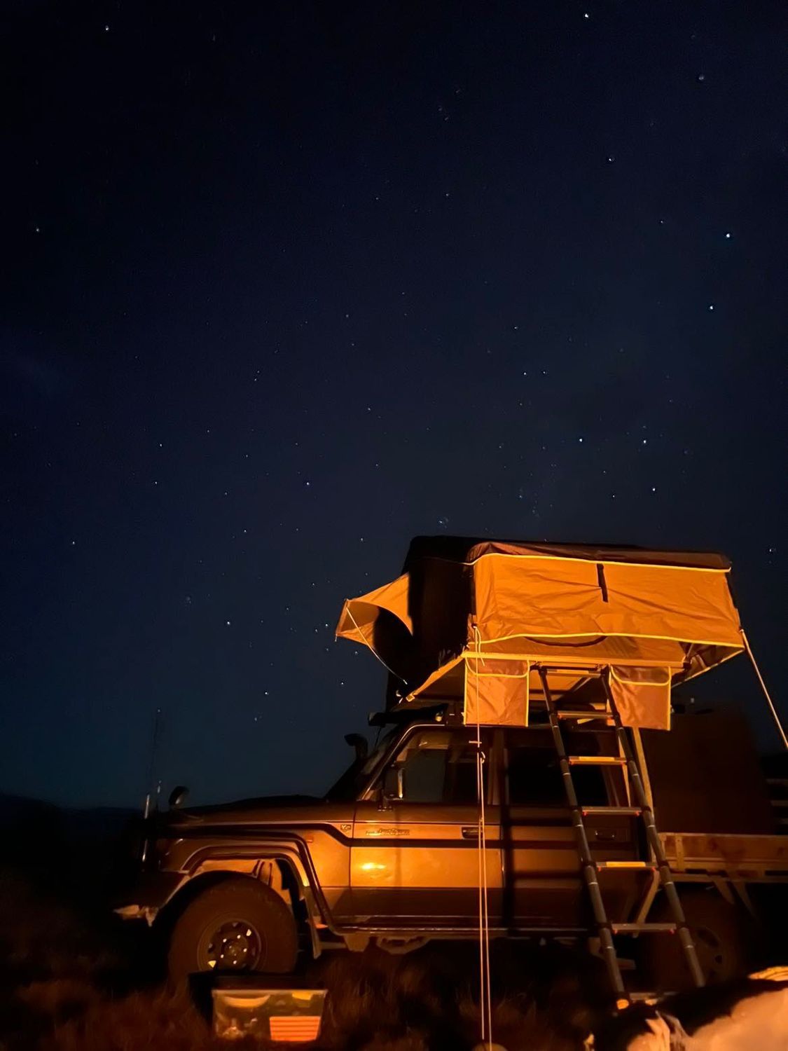 Roof Top Tent SRT01E-140 | Perfect Pitched Rooftop Tents