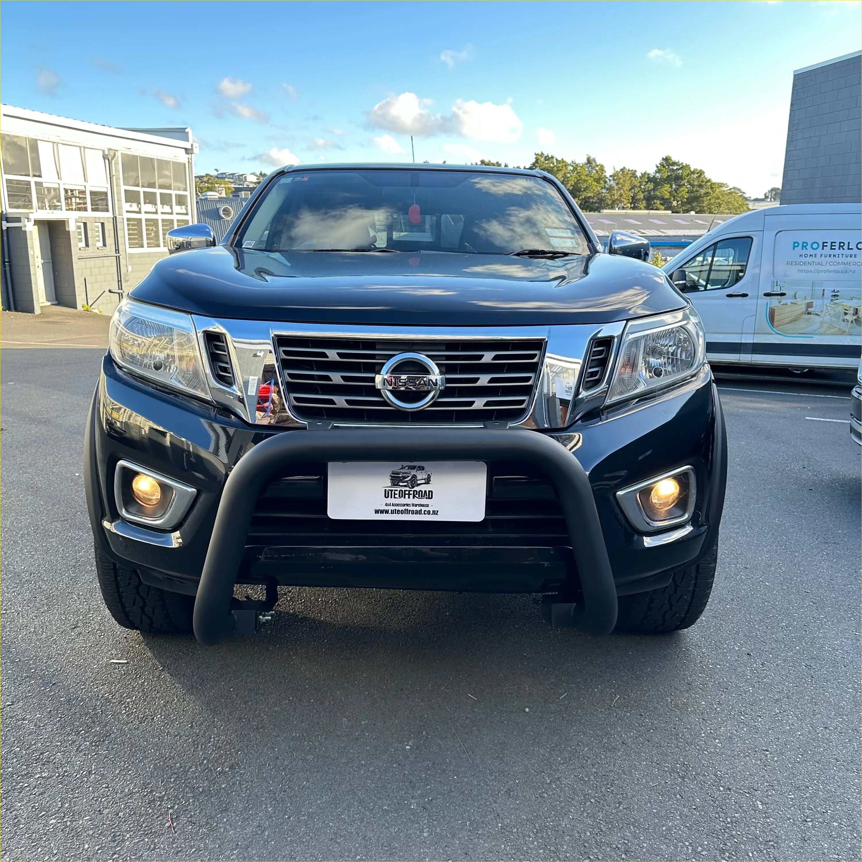 Stainless Steel Nudge Bar Nissan Navara NP300 2015-2020 Matte Black W2