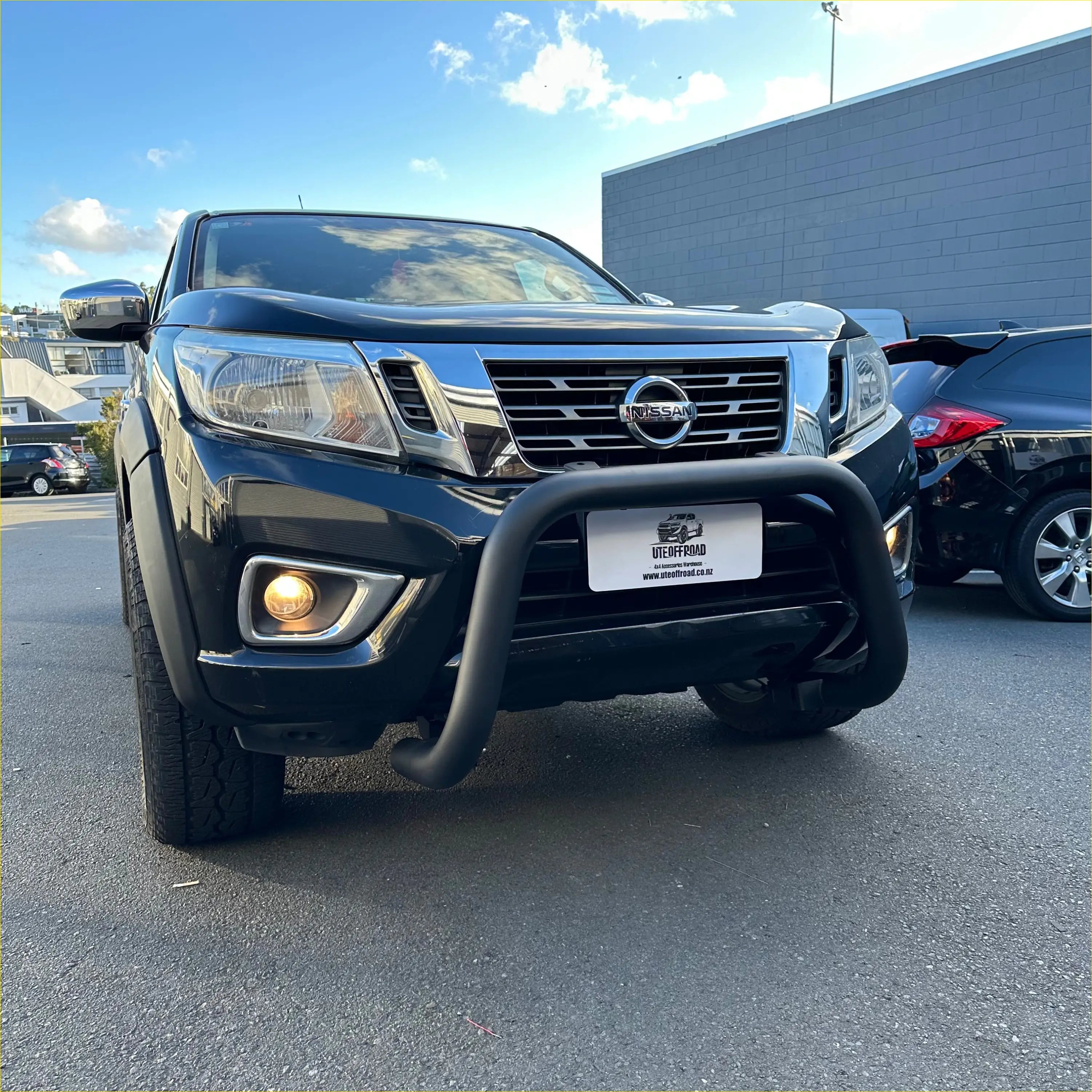 Stainless Steel Nudge Bar Nissan Navara NP300 2015-2020 Matte Black W2