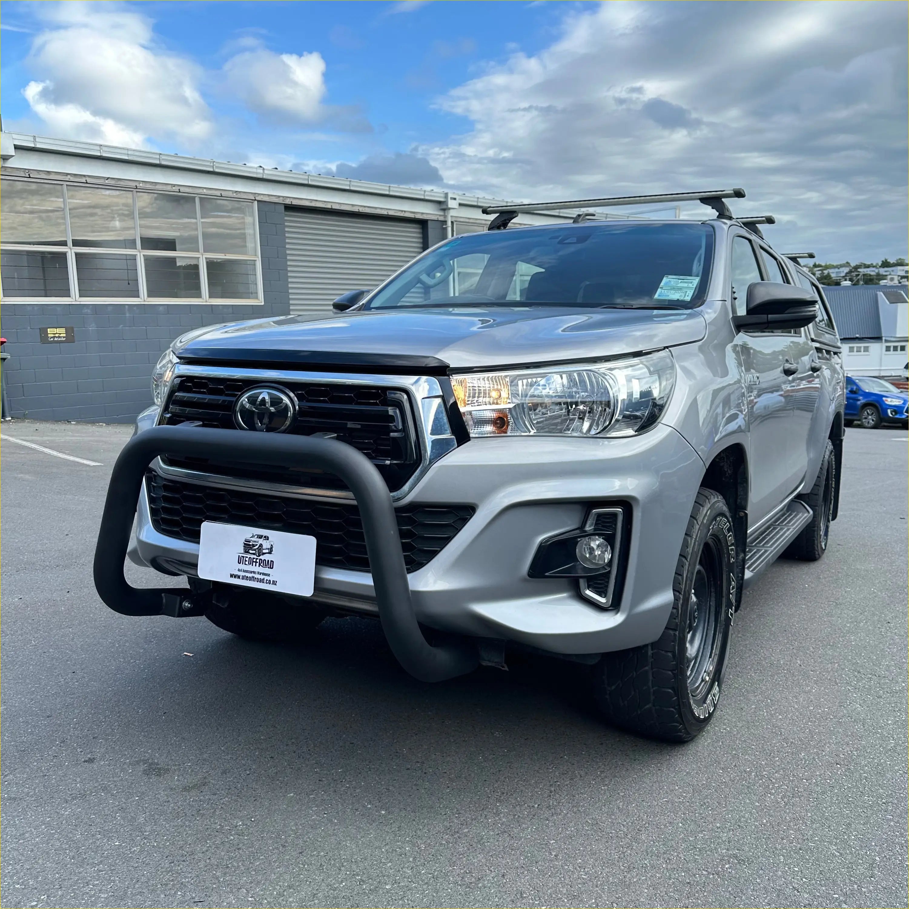 Stainless Steel Nudge Bar Toyota Hilux 2015-2020 Matte Black W2