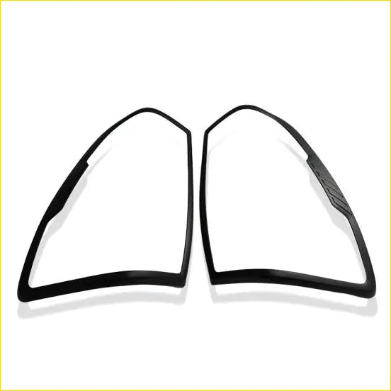 TAIL LIGHT SURROUNDS - BT50 2021