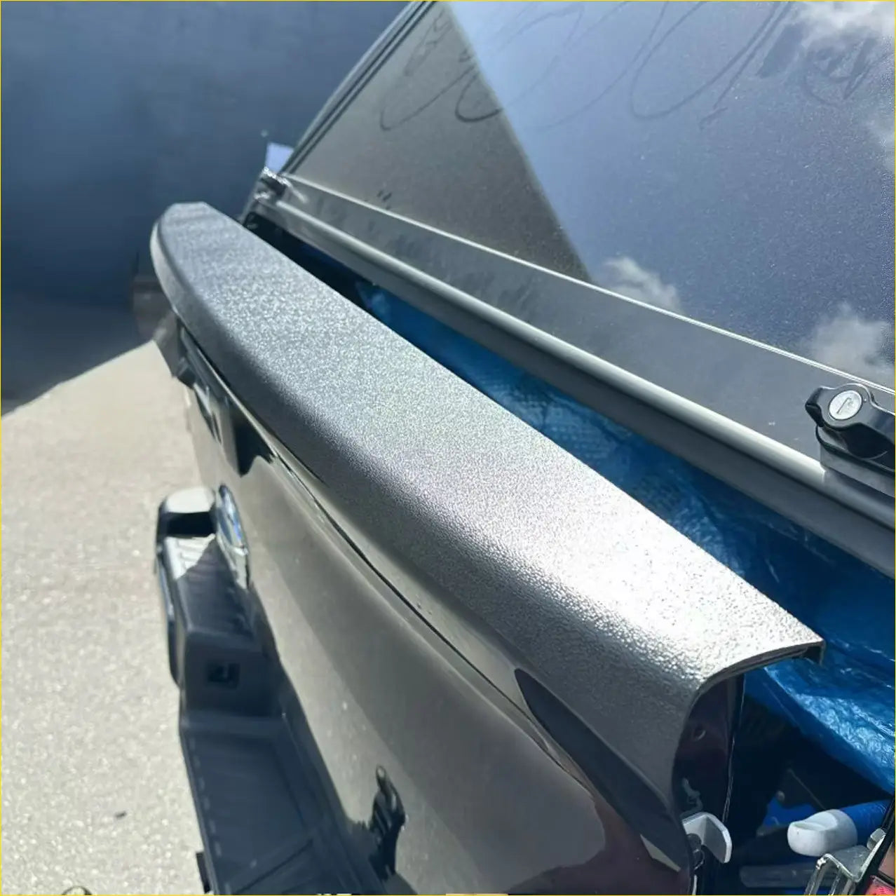 Tailgate Cover for Nissan Navara 2021+ Textured Black - Bedside / cover