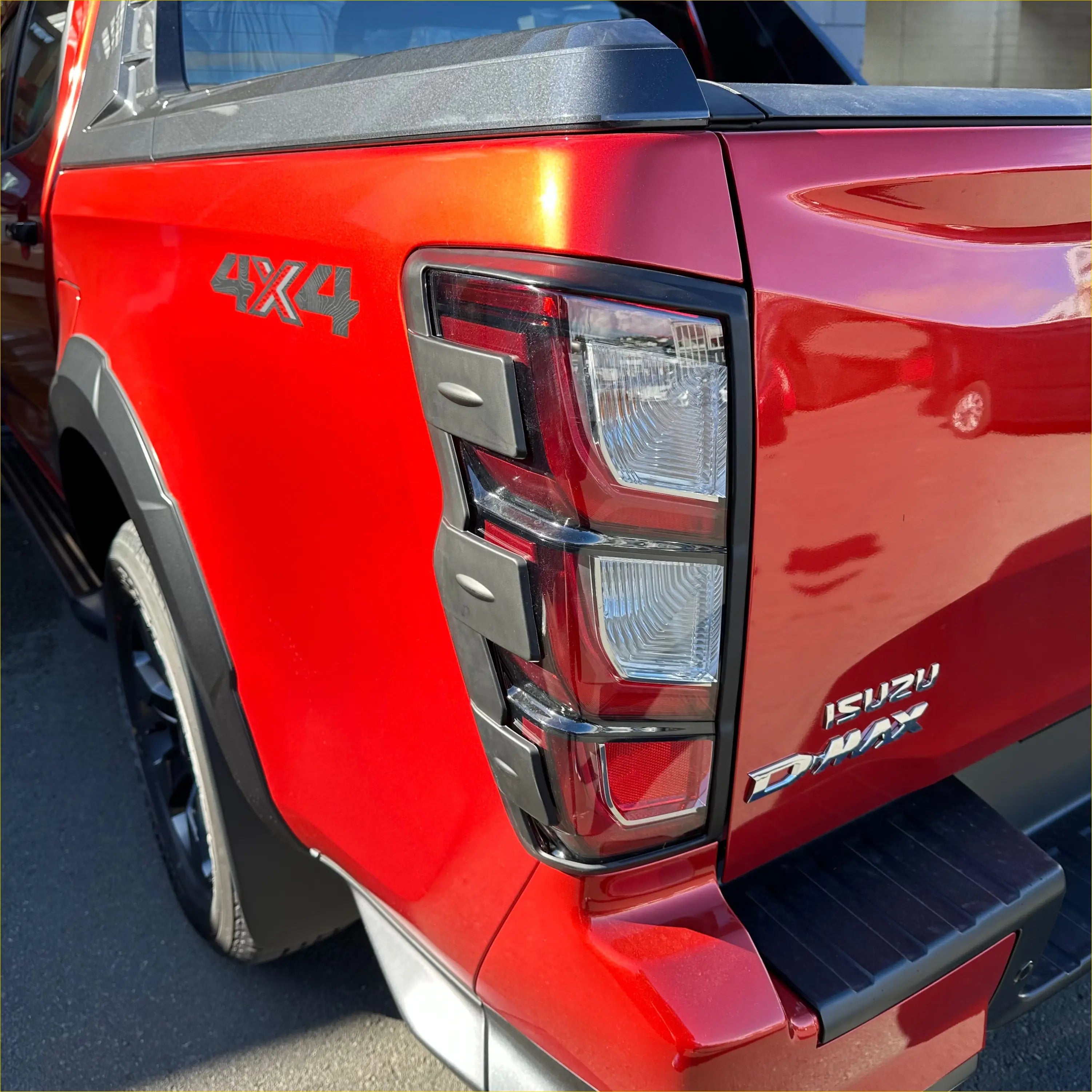 Taillight Covers Isuzu D-Max 2024+ Matte black - Plastic Trim