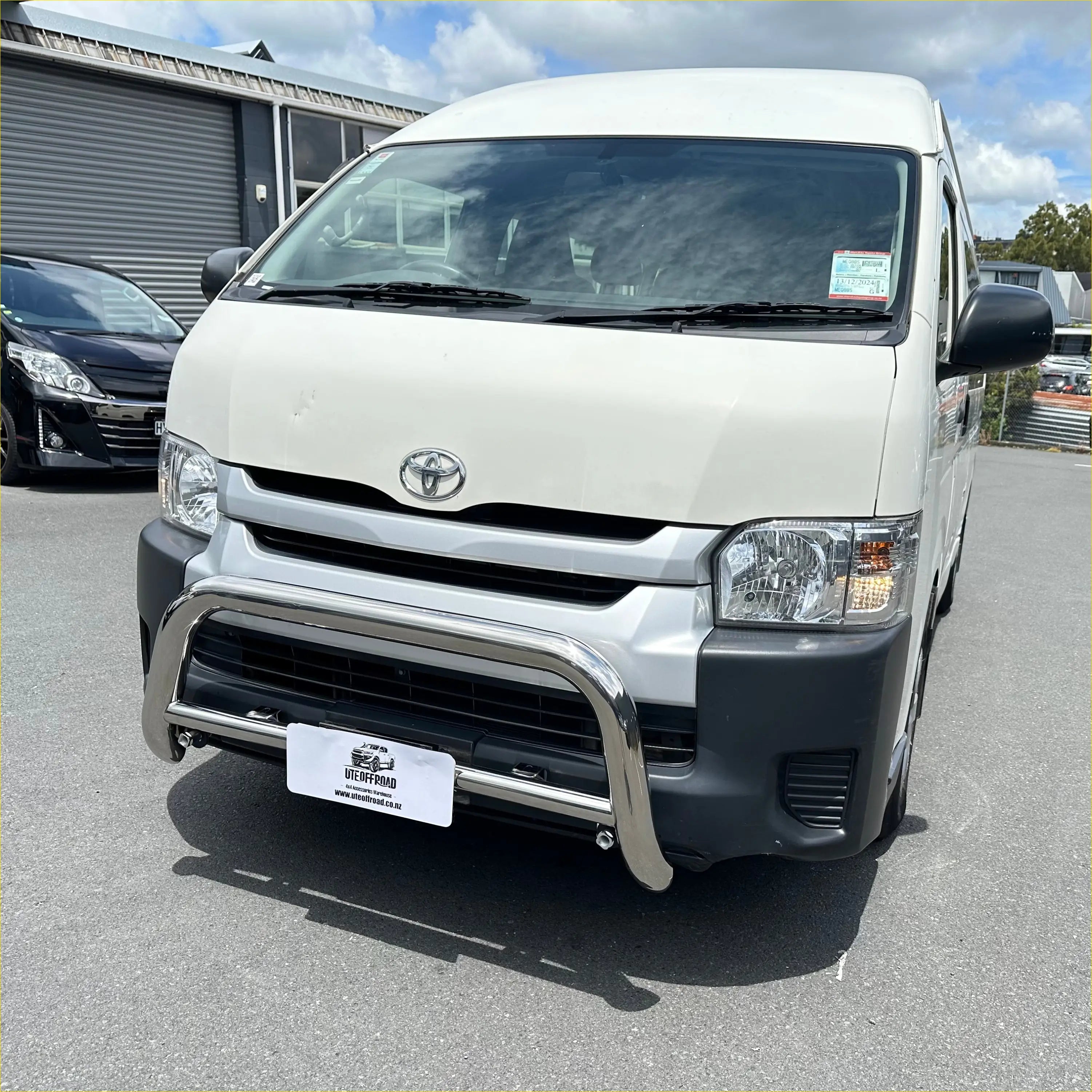 304 Stainless Steel Nudge Bar Toyota Hiace Wide Body 2005-2019 Chrome