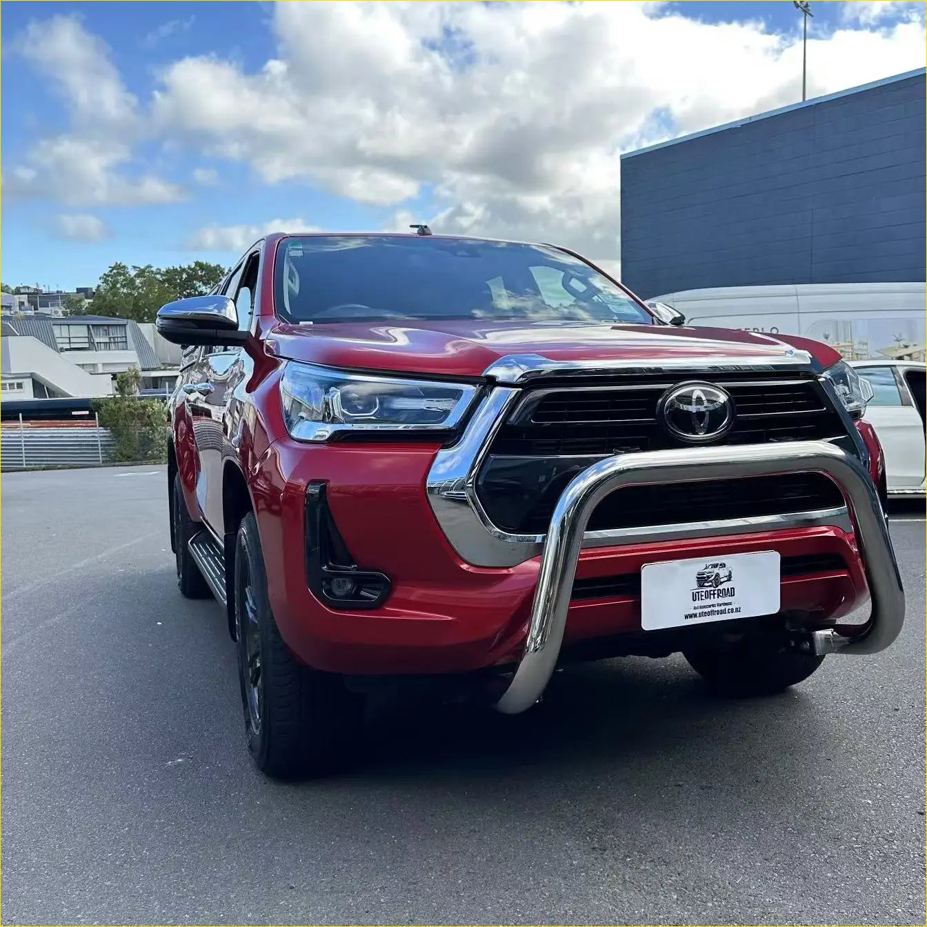 304 Stainless Steel Nudge Bar Toyota Hilux 2021-2025 Chrome W3
