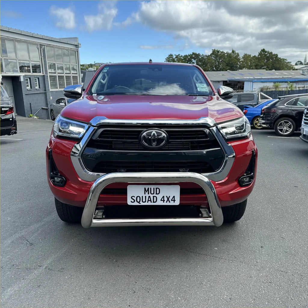 304 Stainless Steel Nudge Bar Toyota Hilux 2021-2025 Medium