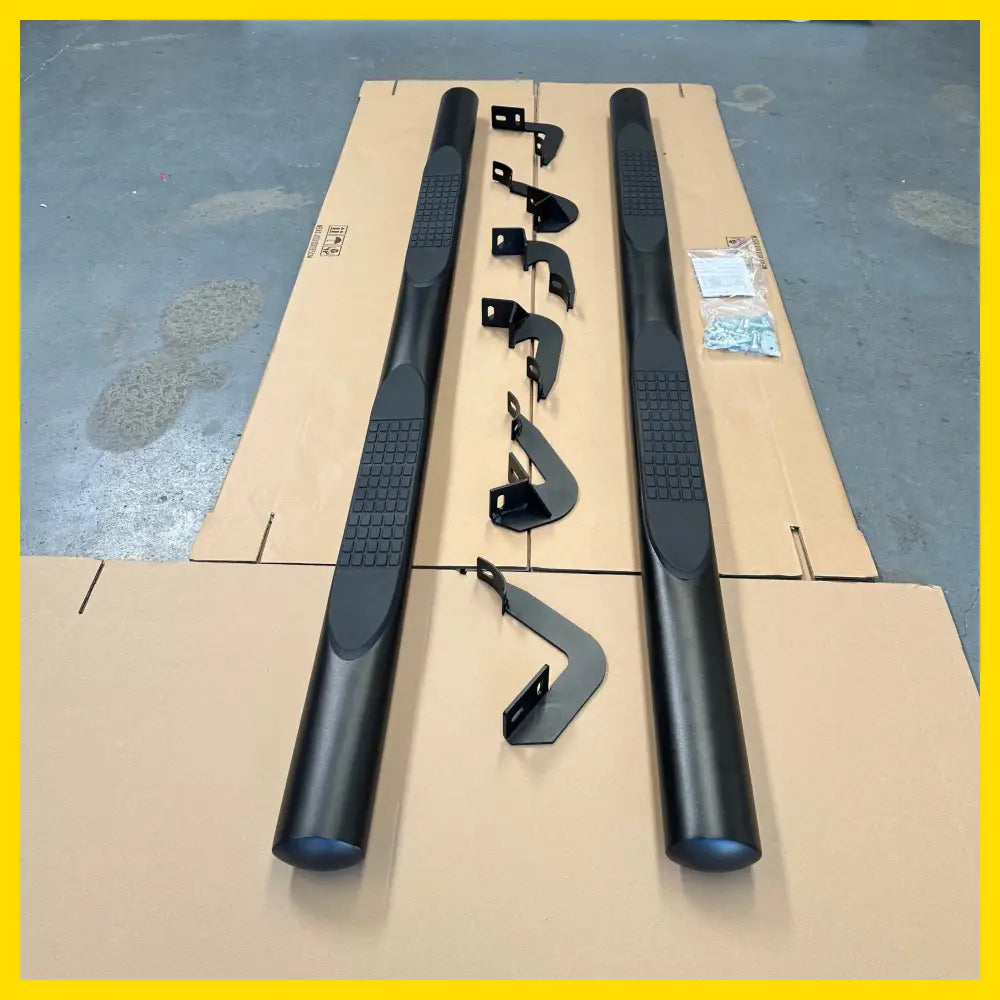 4‑inch Oval Tube Running Board Black Stainless Steel Hilux