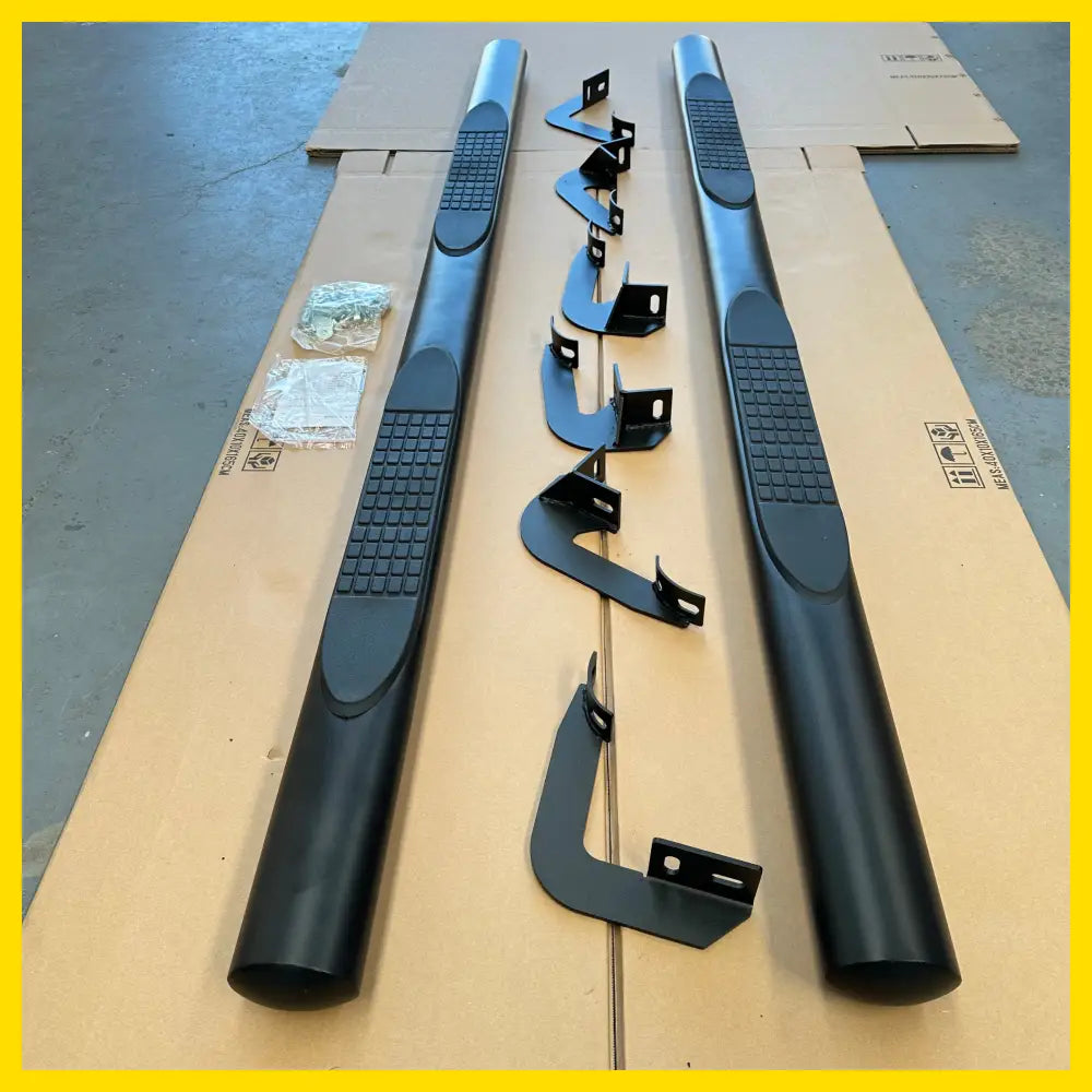 4‑inch Oval Tube Running Board Black Stainless Steel Hilux