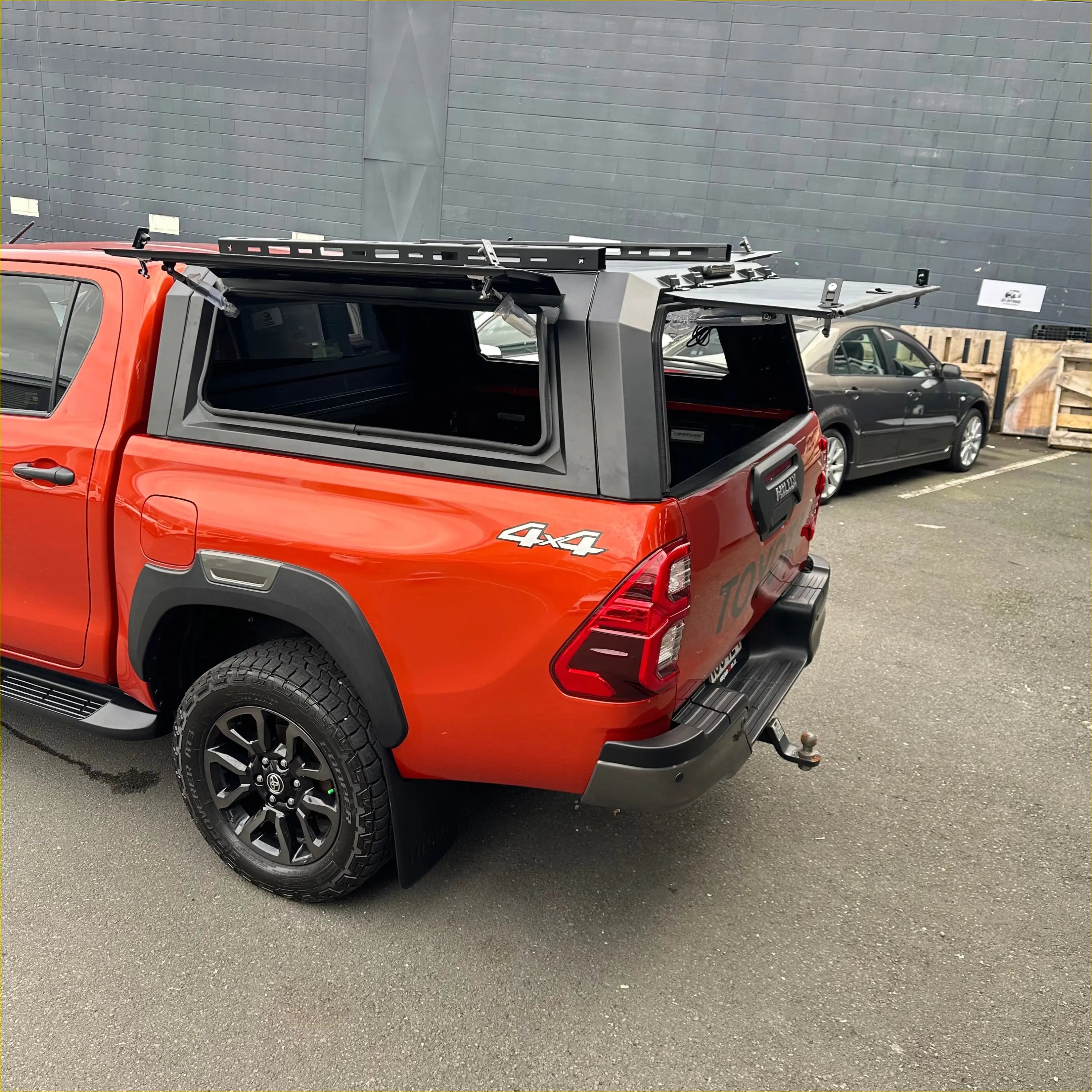 Aluminium Canopy Carpot Cover for Toyota Hilux 2015-2025 SR5/SR5