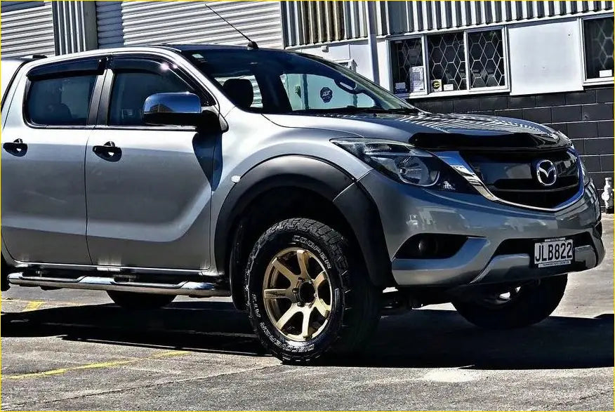 BONNET GUARD - BT50