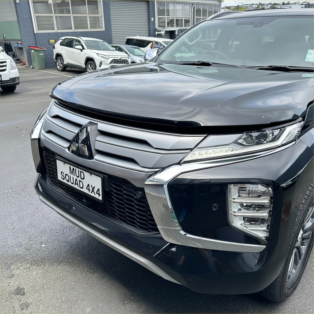 Bonnet Guard Protector Stone Mitsubishi Pajero 2019-2023 OEM