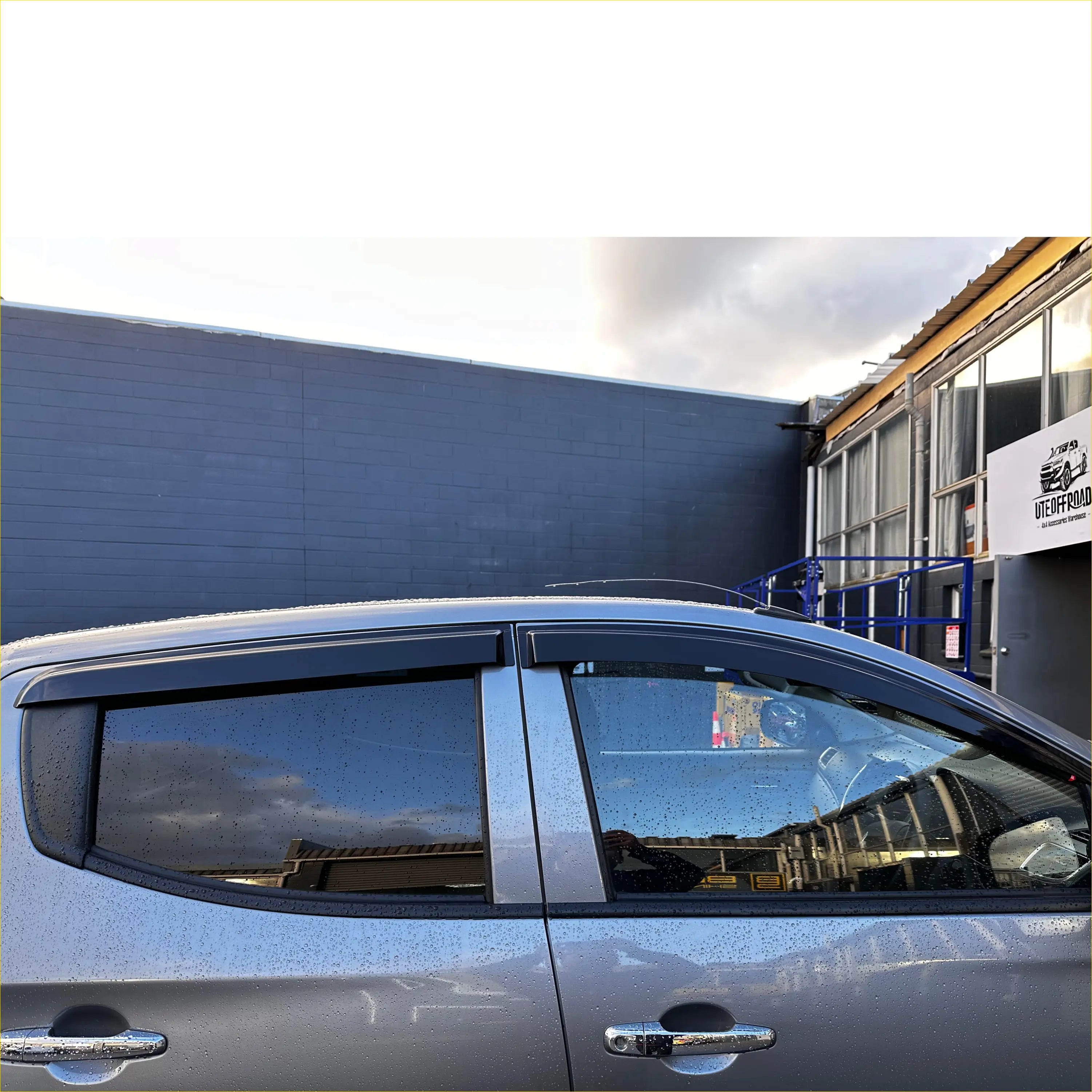 DOOR VISORS/ WINDOW MONSOONS Weather Shields Mitsubishi Triton - Monsoons