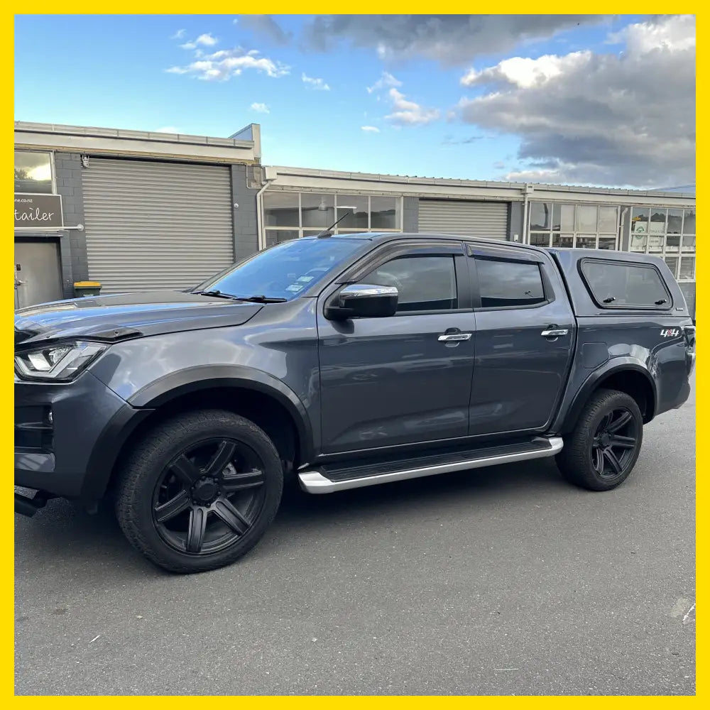 Fender Flare 4-Inch Isuzu D-Max 2021-2023 Smooth Style Matte Black