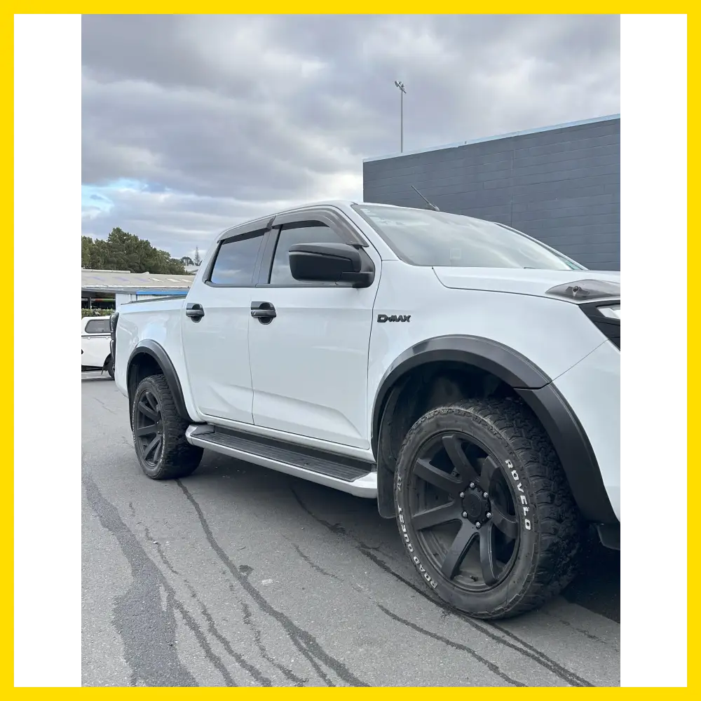 Fender Flare 4-Inch Isuzu D-Max 2024+ Matte Black