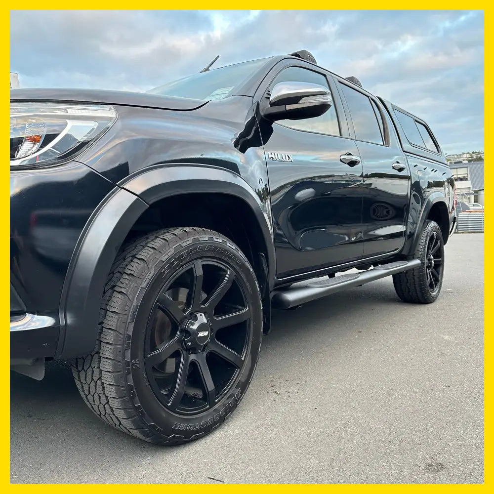 Fender Flare 4-inch style Toyota Hilux Revo 2015-2017 Matte Black