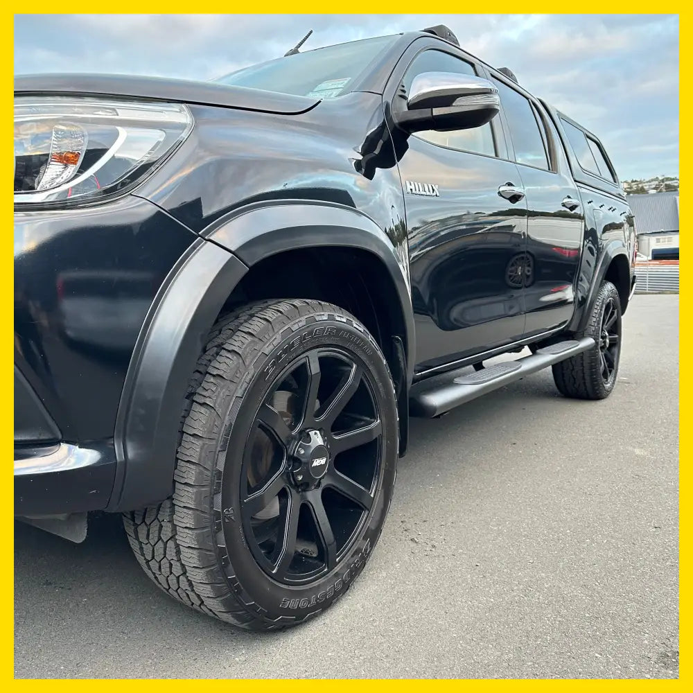 Fender Flare 4-inch style Toyota Hilux Revo 2015-2017 Matte Black