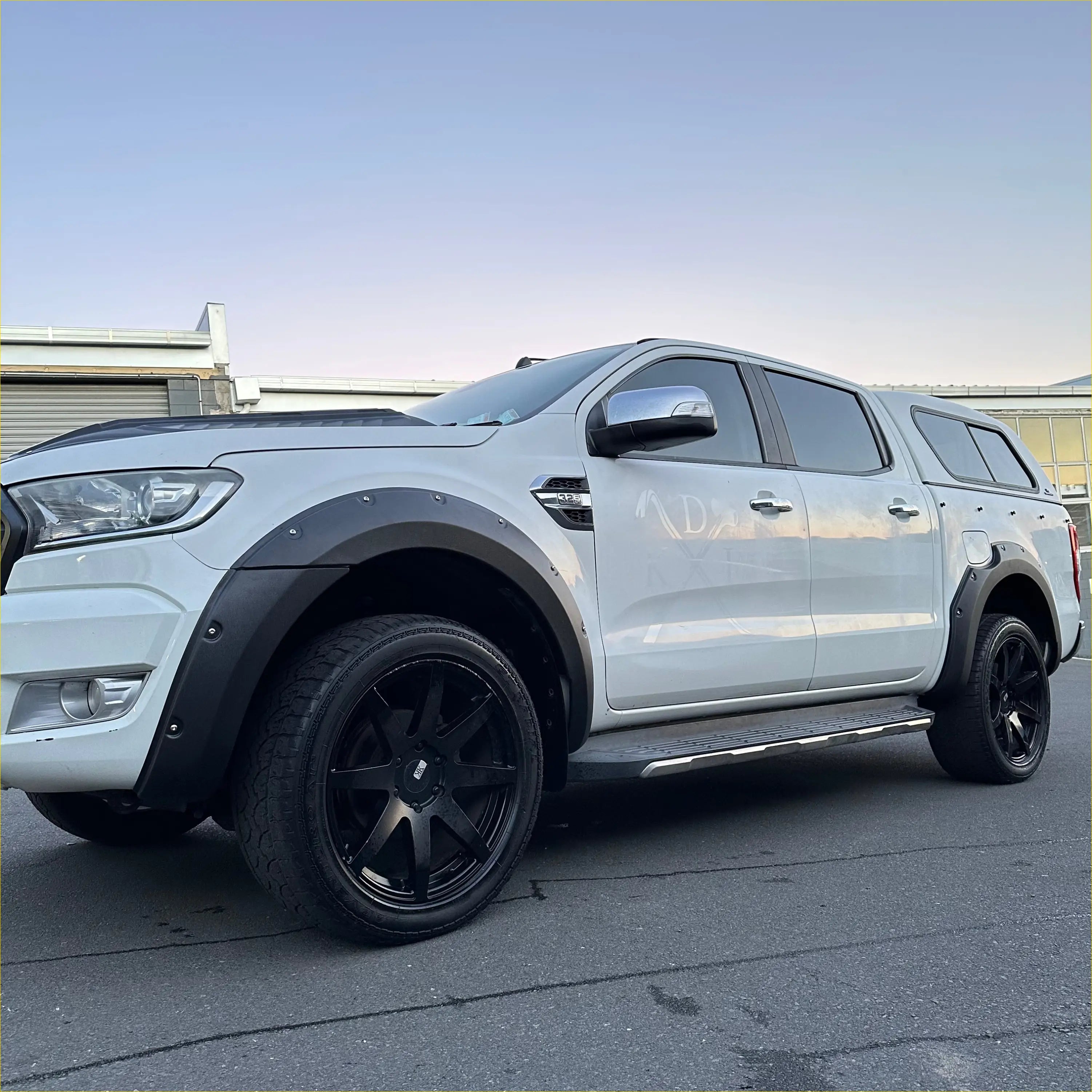 Fender Flare for Ford Ranger PX2 2016-2018 Lychee Texture 7-Inch Bolt