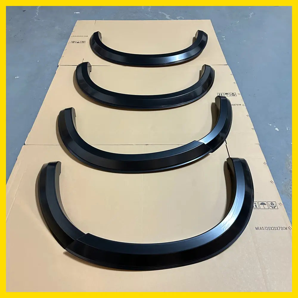 Fender Flare Isuzu D-Max 2016-2020 4-inch Smooth Style Matte Black