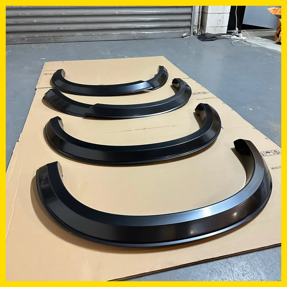 Fender Flare Isuzu D-Max 2016-2020 4-inch Smooth Style Matte Black