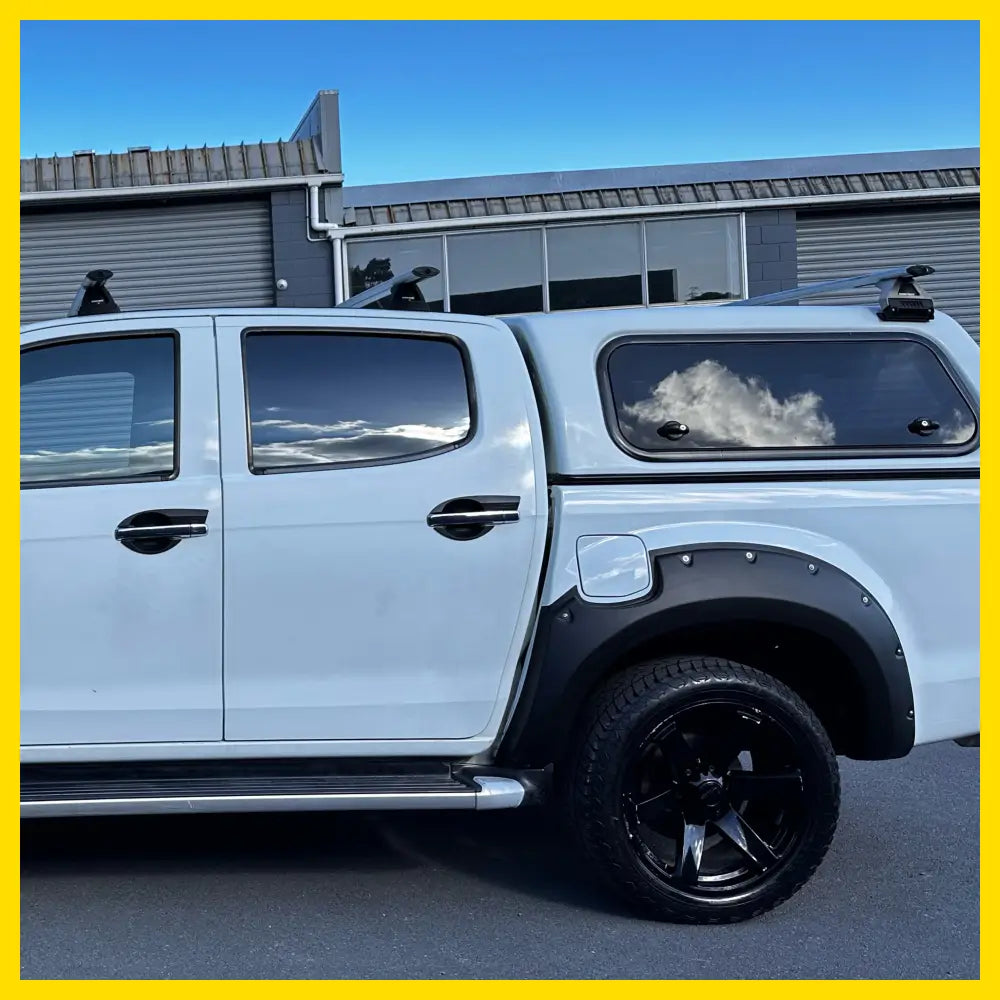 Fender Flare Isuzu D-Max 2016-2020 9-Inch Bolt Style Matte Black