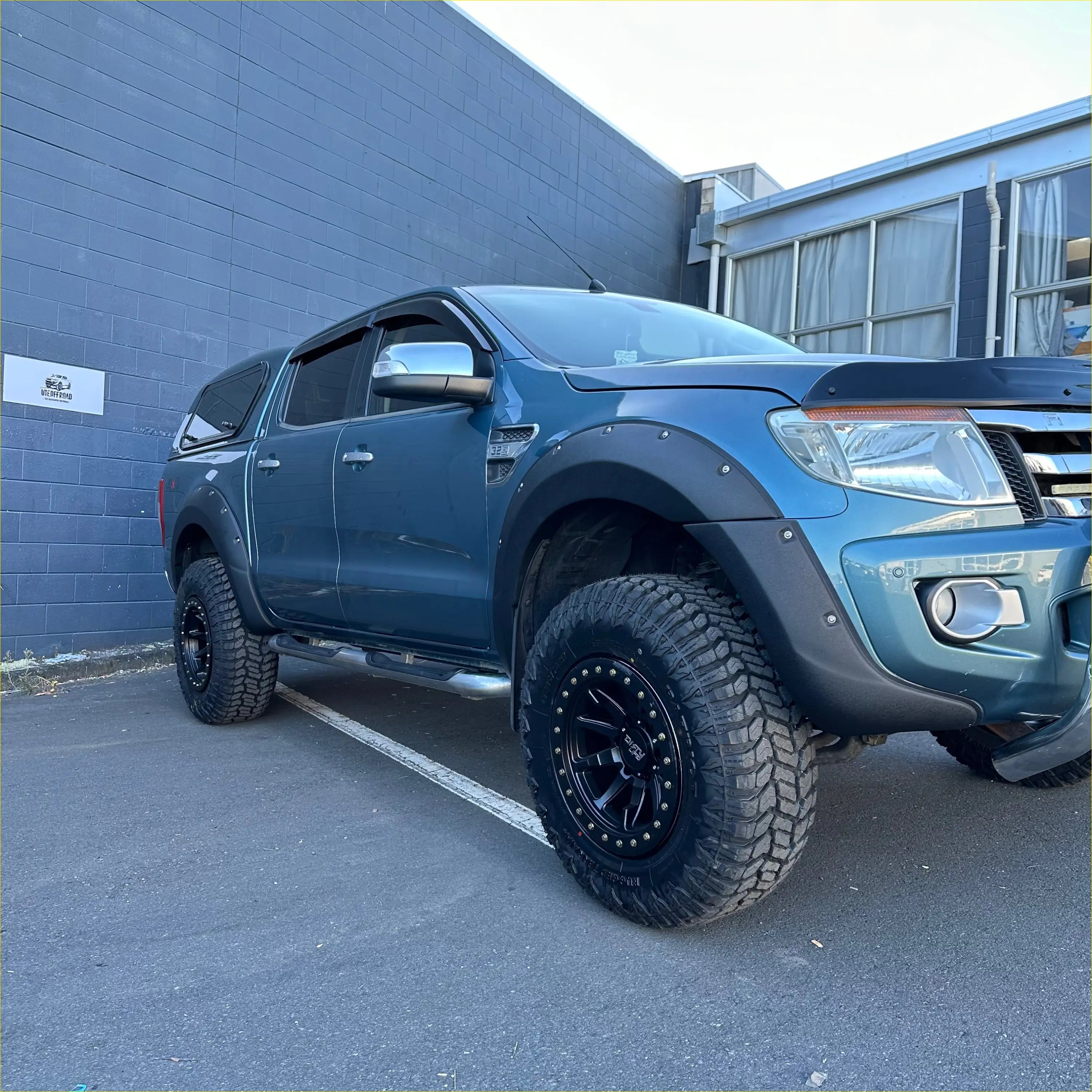 Fender Flare Lychee Texture Bolt Style for Ford Ranger PX1 2012-2015