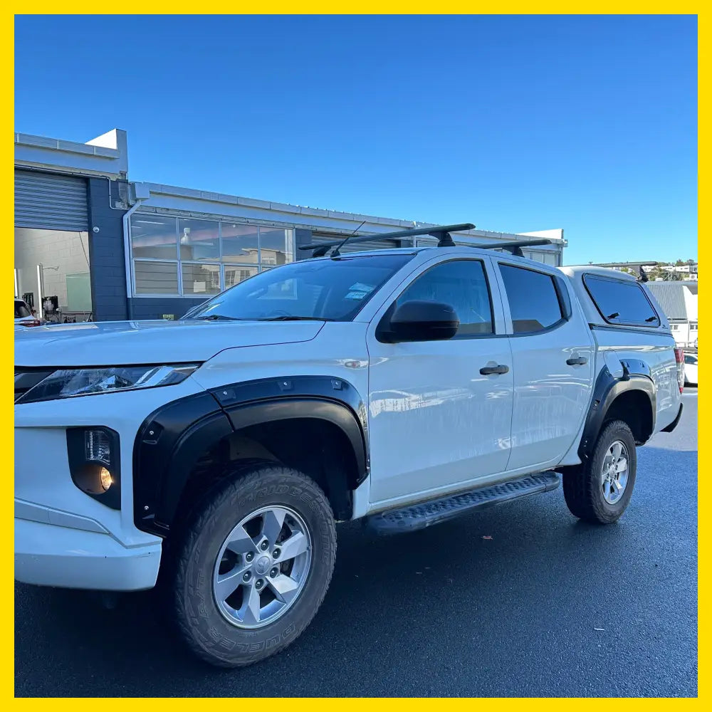 Fender Flare Mitsubishi Triton 2019-2023 Bolt Style Matte Black