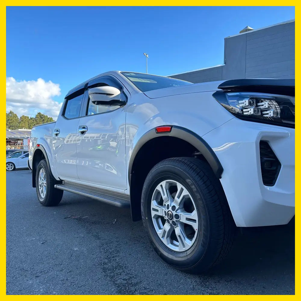 Fender Flare Nissan Navara 2021+ OEM Style Matte Black with Red Layer