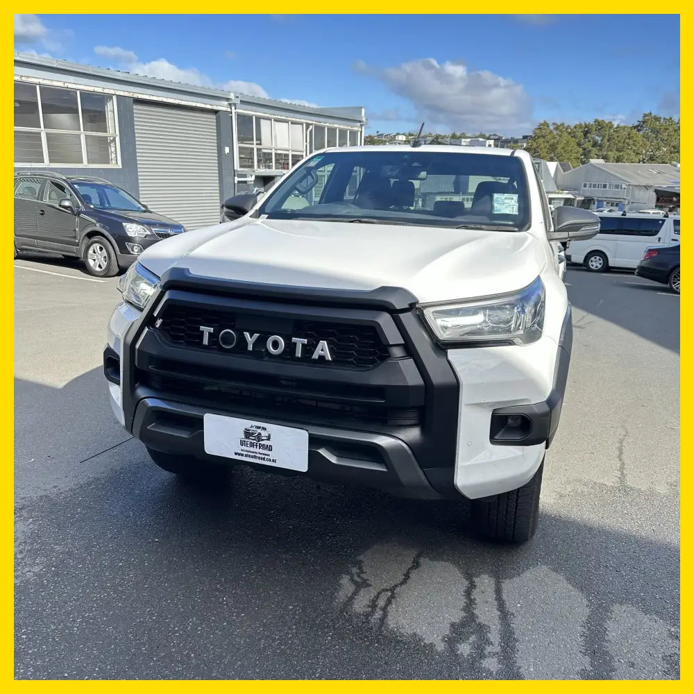 Grille for Toyota Hilux 2021-2024 SR5 Cruiser