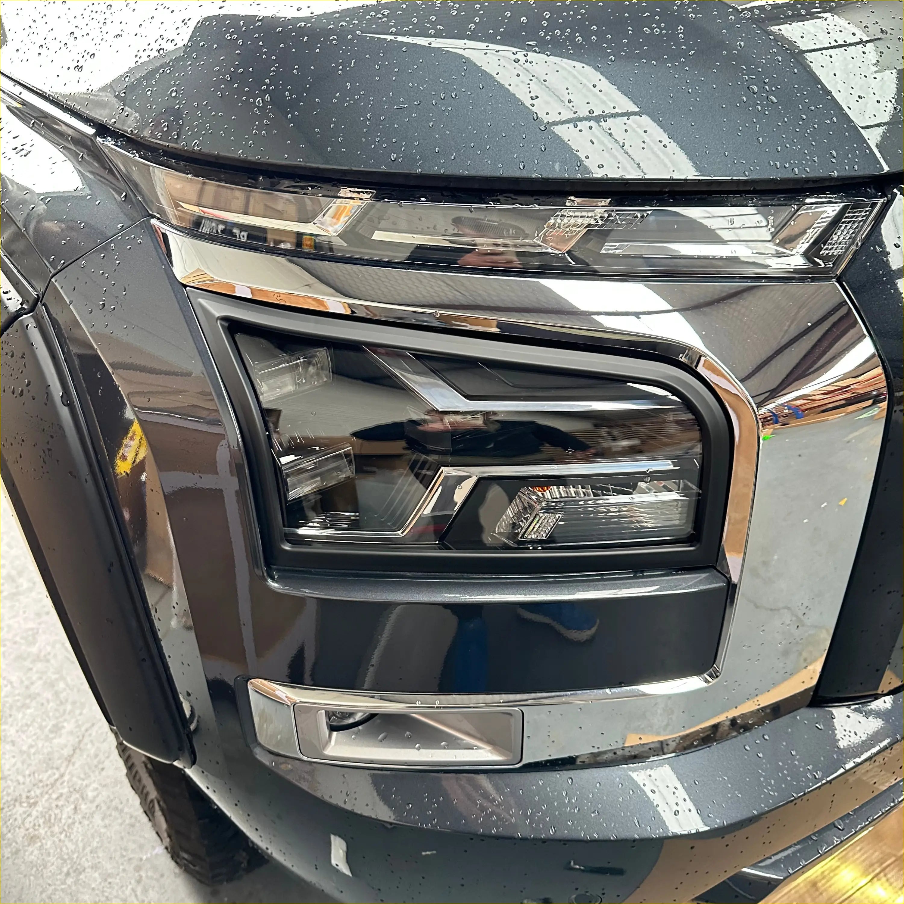 Headlight Covers and Taillight Mitsubishi Triton 2024+ Matte - Plastic Trim